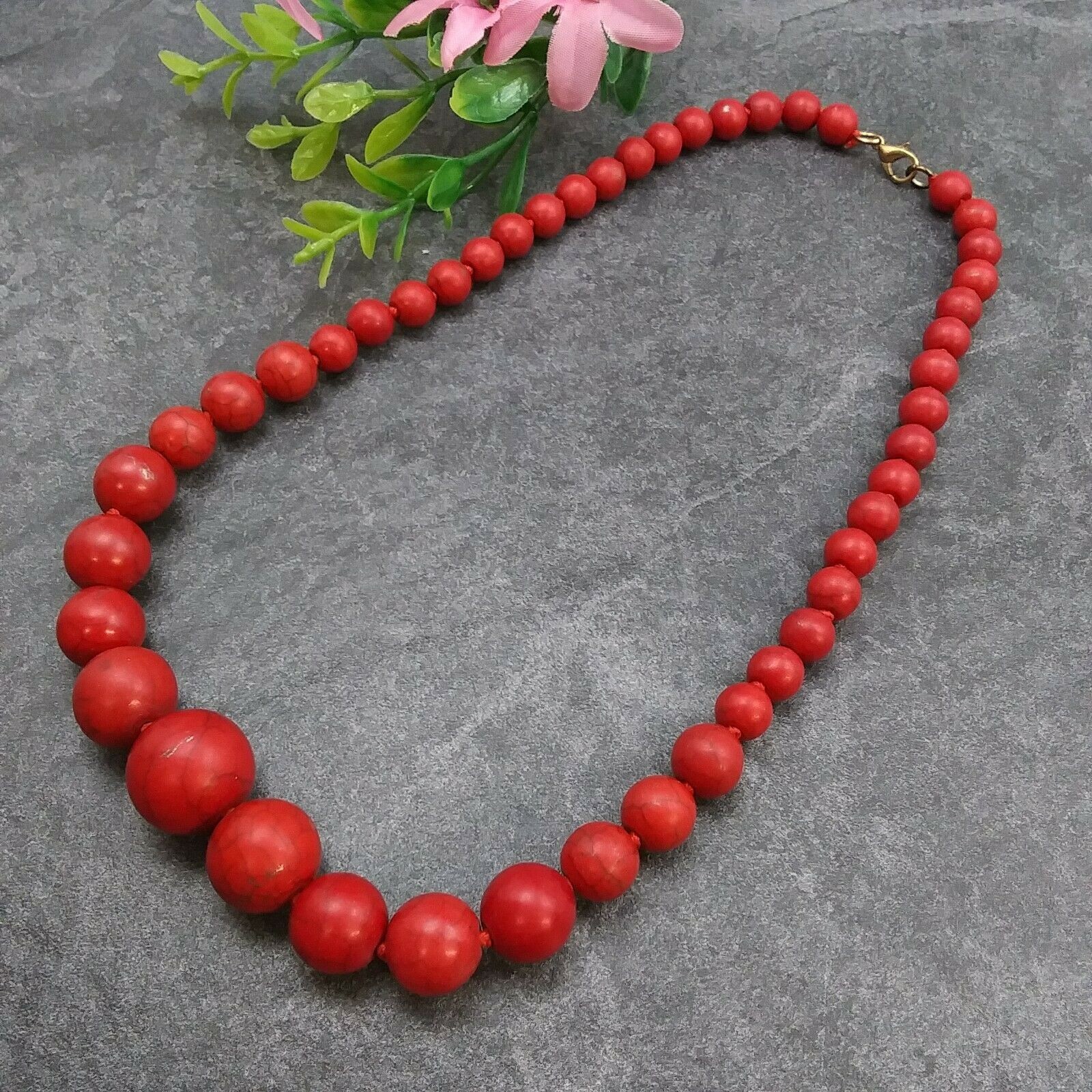 HIGH END *RARE* AMAZINGLY GORGEOUS VINTAGE CHUNKY RED GEMSTONE 18″ NECKLACE!!