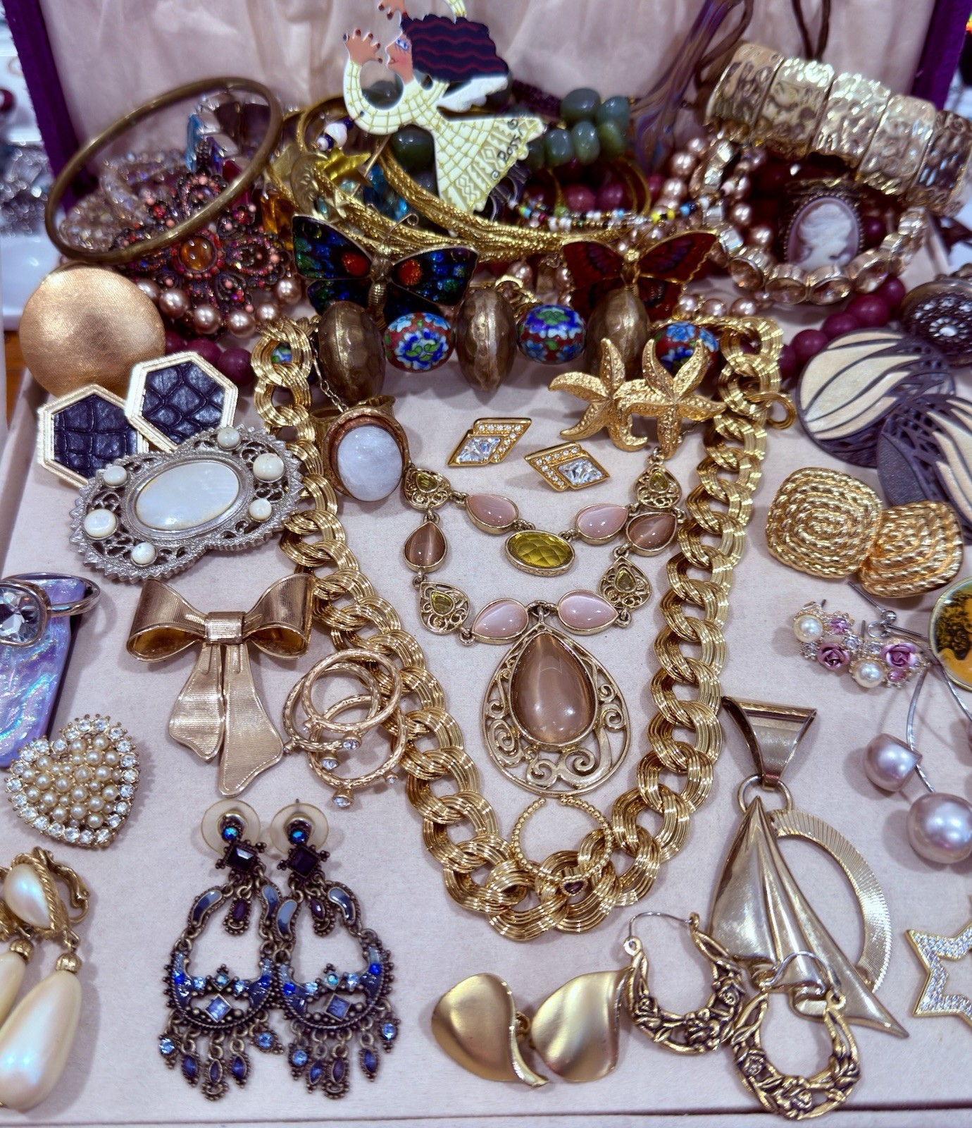 Vintage Estate Costume Jewelry Lot! AVON, MONET and more!