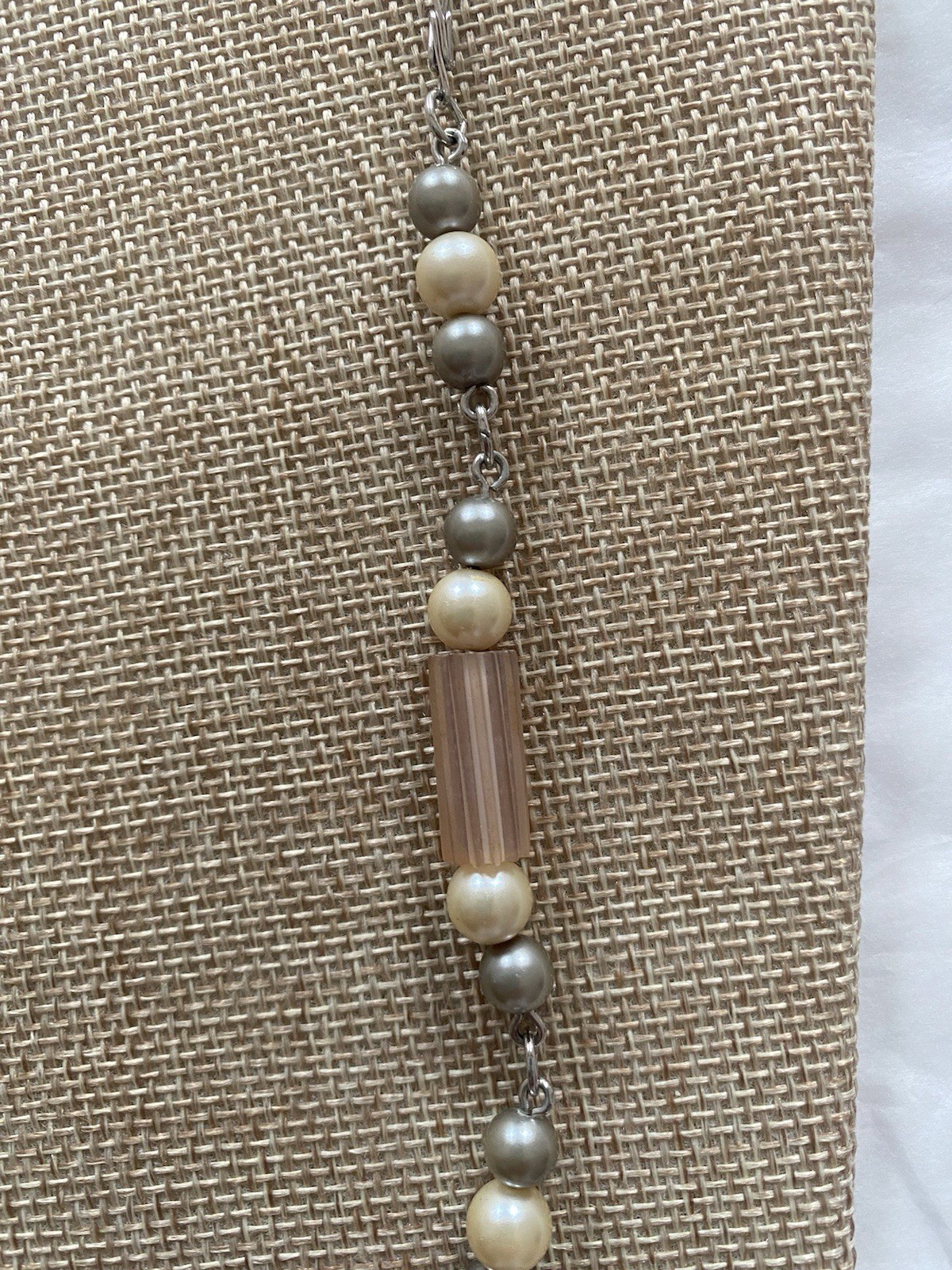 Vintage Sarah Coventry Necklace Silvertone Chain Rose Bead Gray White Faux Pearl