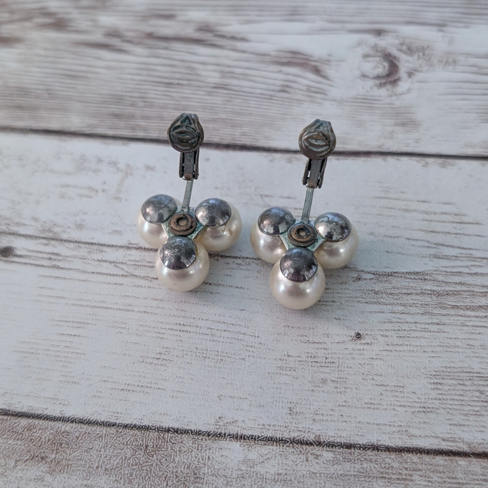 Vintage Clip On Earrings Faux Pearl Trio Statement – Rear Tarnish