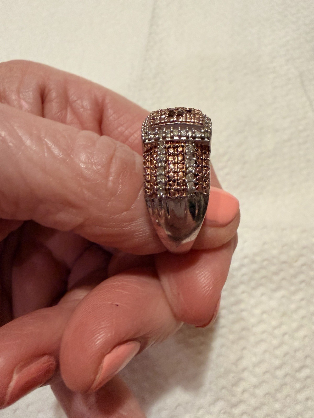 Vtg 925 SterSilver Diamond Pave’ Sz 9-5g Gorgeous Ring!