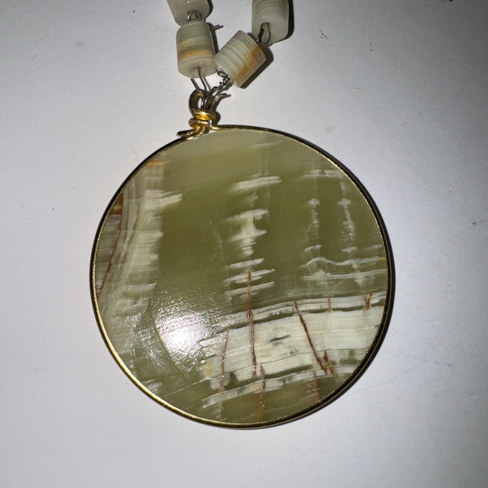 VINTAGE Shell Necklace Cream Neutral Tones Etched Sun God Round Disc Pendant 26″