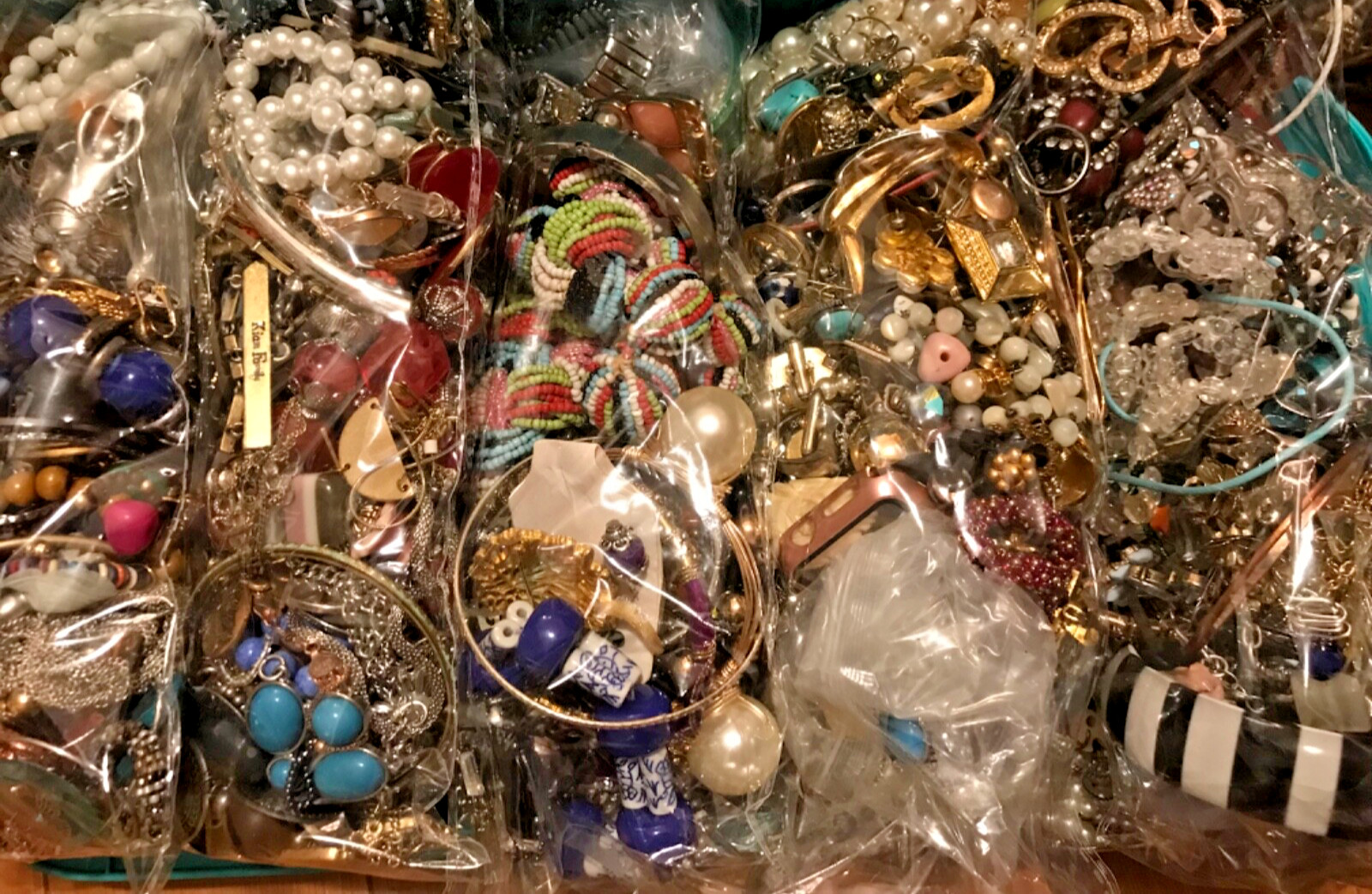 1/2 lb Mixed Vintage-Now ESTATE Jewelry lot ALL WEARABLE, NO JUNK, PAIRED 🌺