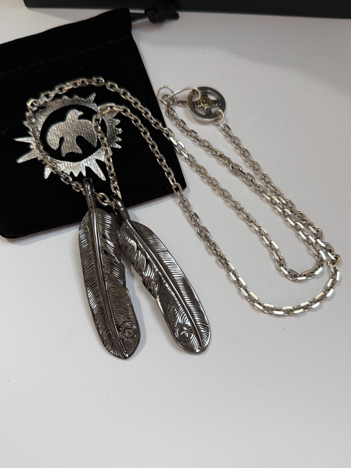 𝐆𝐎𝐑𝐎’𝐒 Vintage Feather Pendant Necklace