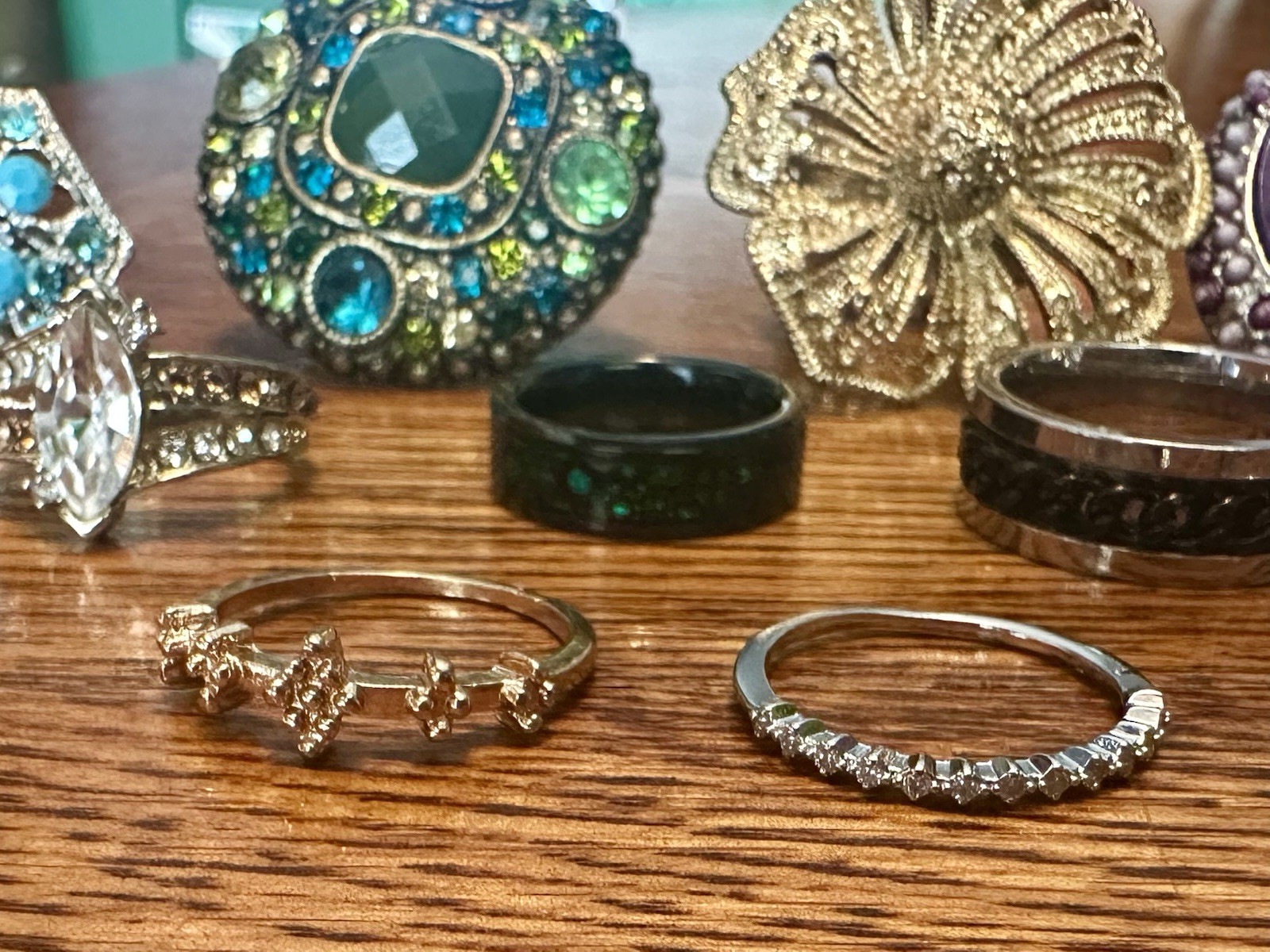 Vintage to Modern 20 Rings Adjustable & Various Sizes Sparkly Rhinestones Bands