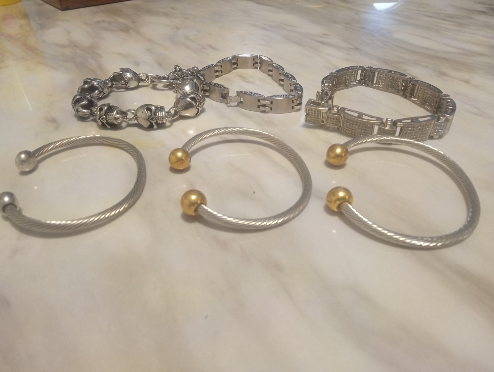 Mixed Lot 6 Silver & Gold Tone Metal Bracelets and Bangles, Unisex Adults