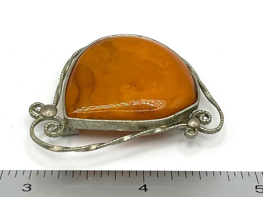 Vintage Natural Baltic Butterscotch Egg Yolk Amber Filigree Melchior Brooch Pin