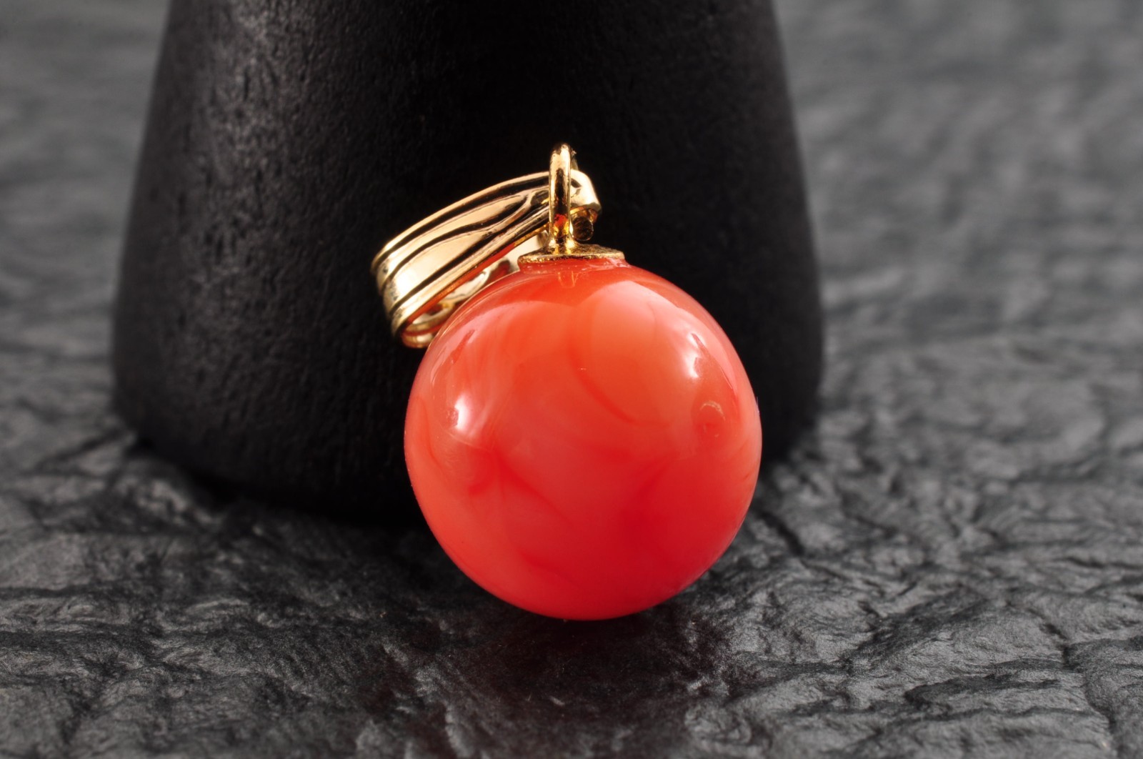 Japan vintage Coral Carved 6 items Pendant (78.0ct) Certificate Japanese motif.