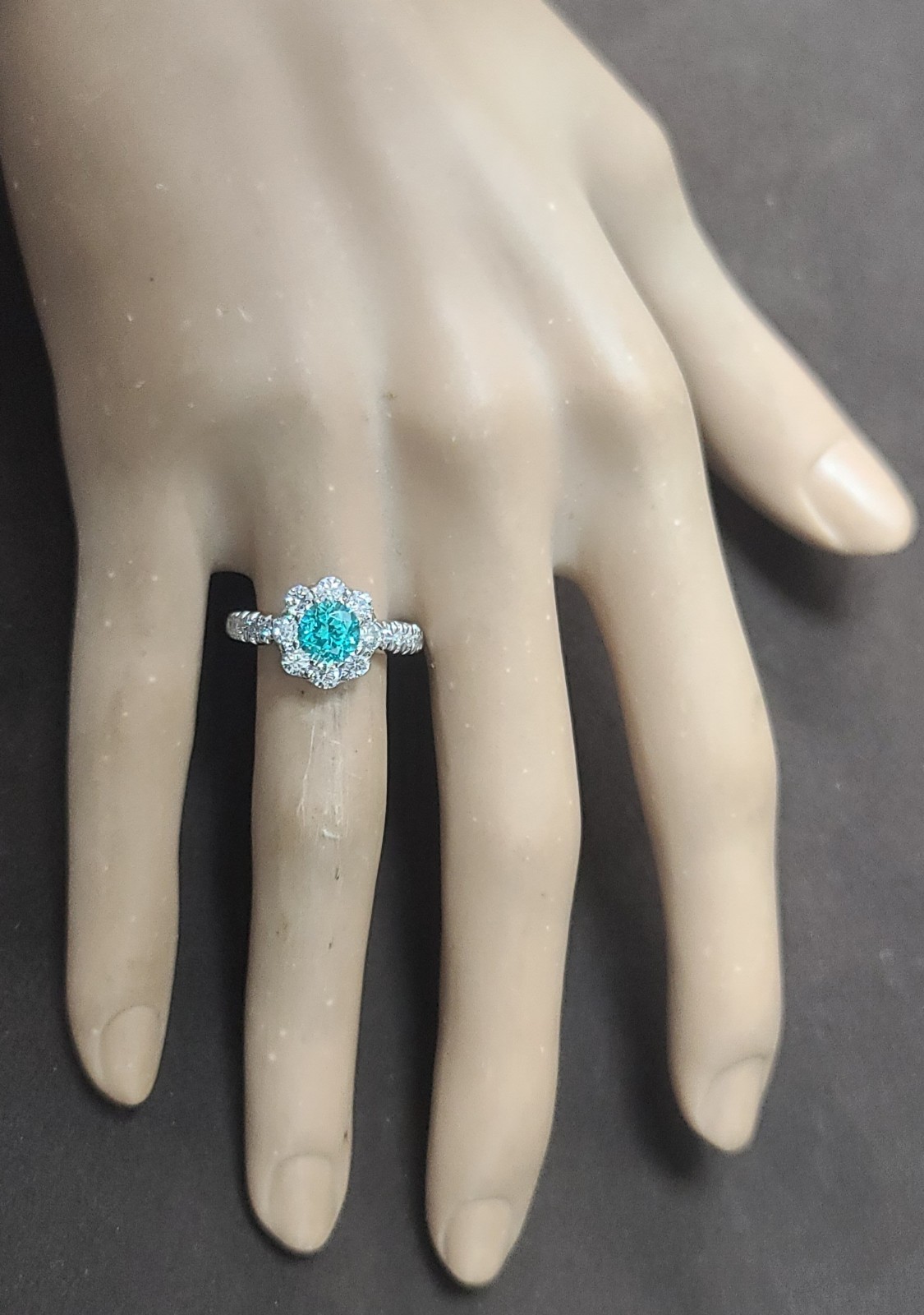 Vintage 14k White Gold Engagement Ring 1.32CT. Blue Neon Tourmaline Round Cut