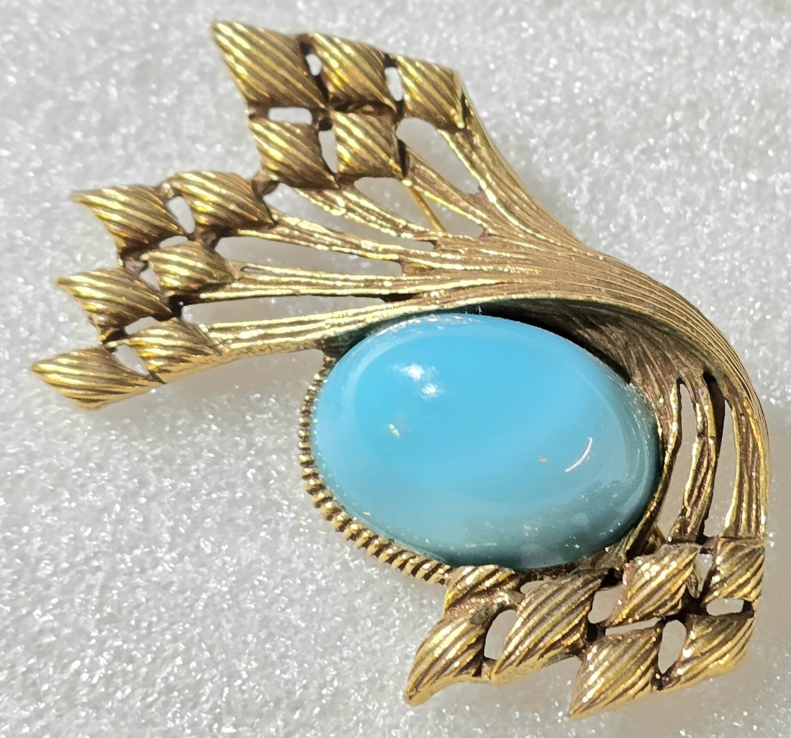 Vintage Turquoise Blue Egg Shaped Cabochon Retro Overhang Design Brooch