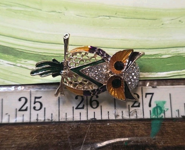Gorgeous Green And Yellow Rhinestone Owl Brooch Pin