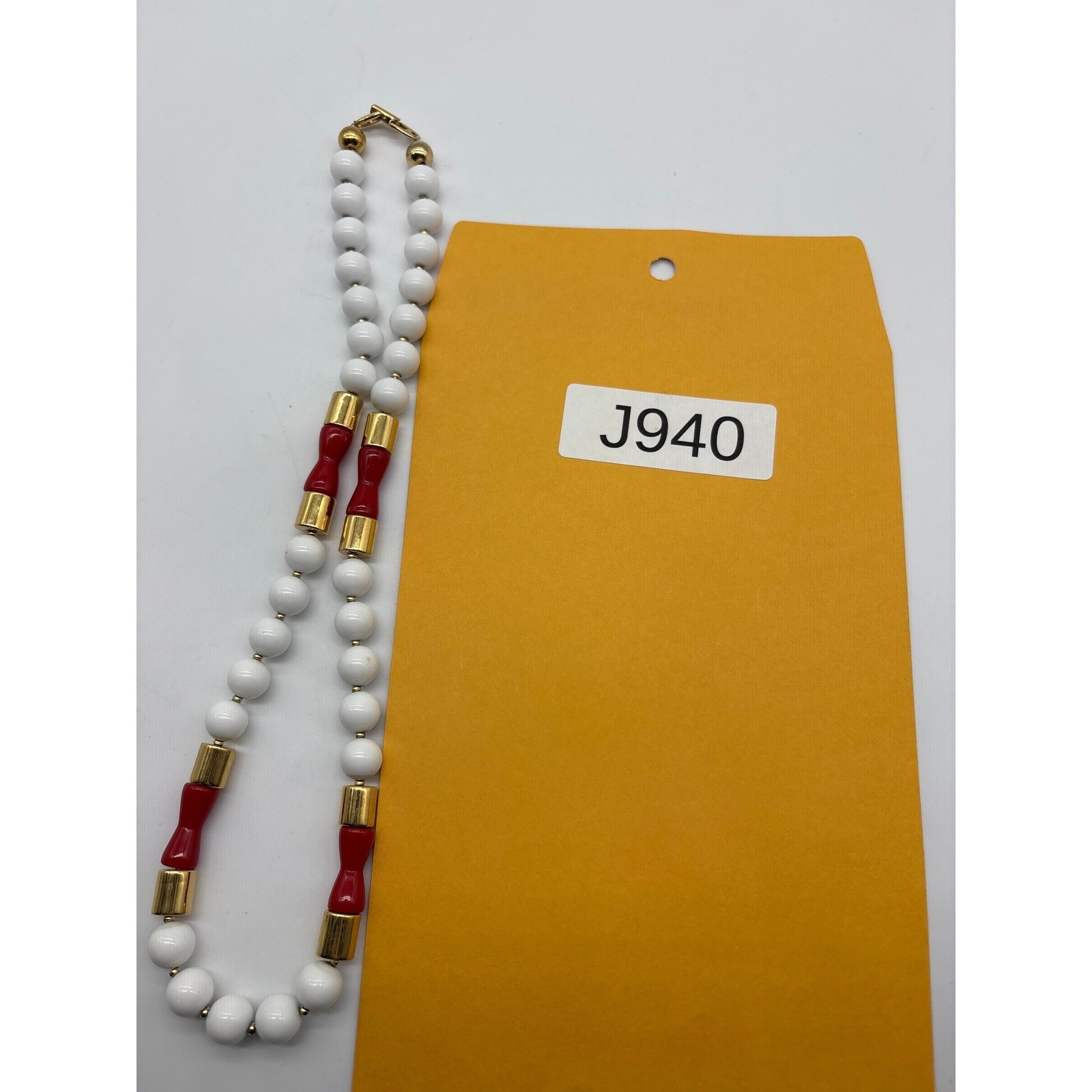 Vintage White Red Gold Beaded Strand Necklace Retro Mod 22 Inch