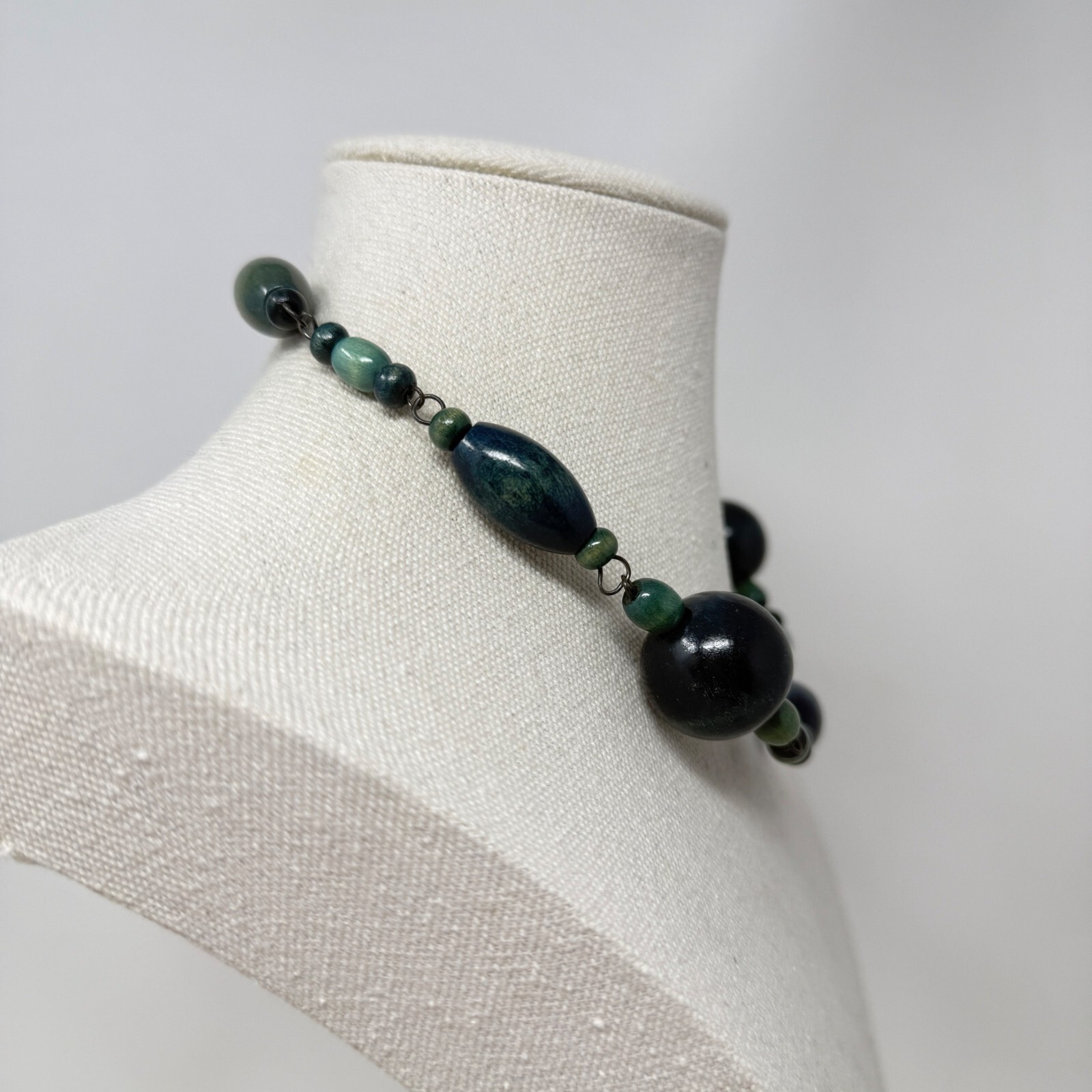 Mid-Century Wood Bead Necklace Choker Green Chunky Avant Garde Unique Vintage