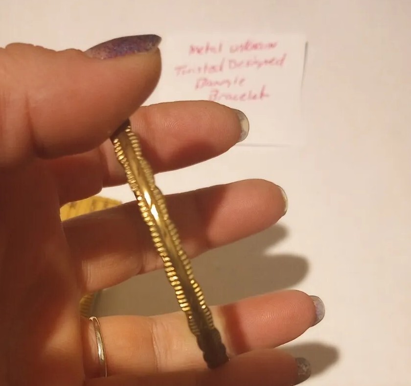 Unknown metal untested unique designed bangle bracelet