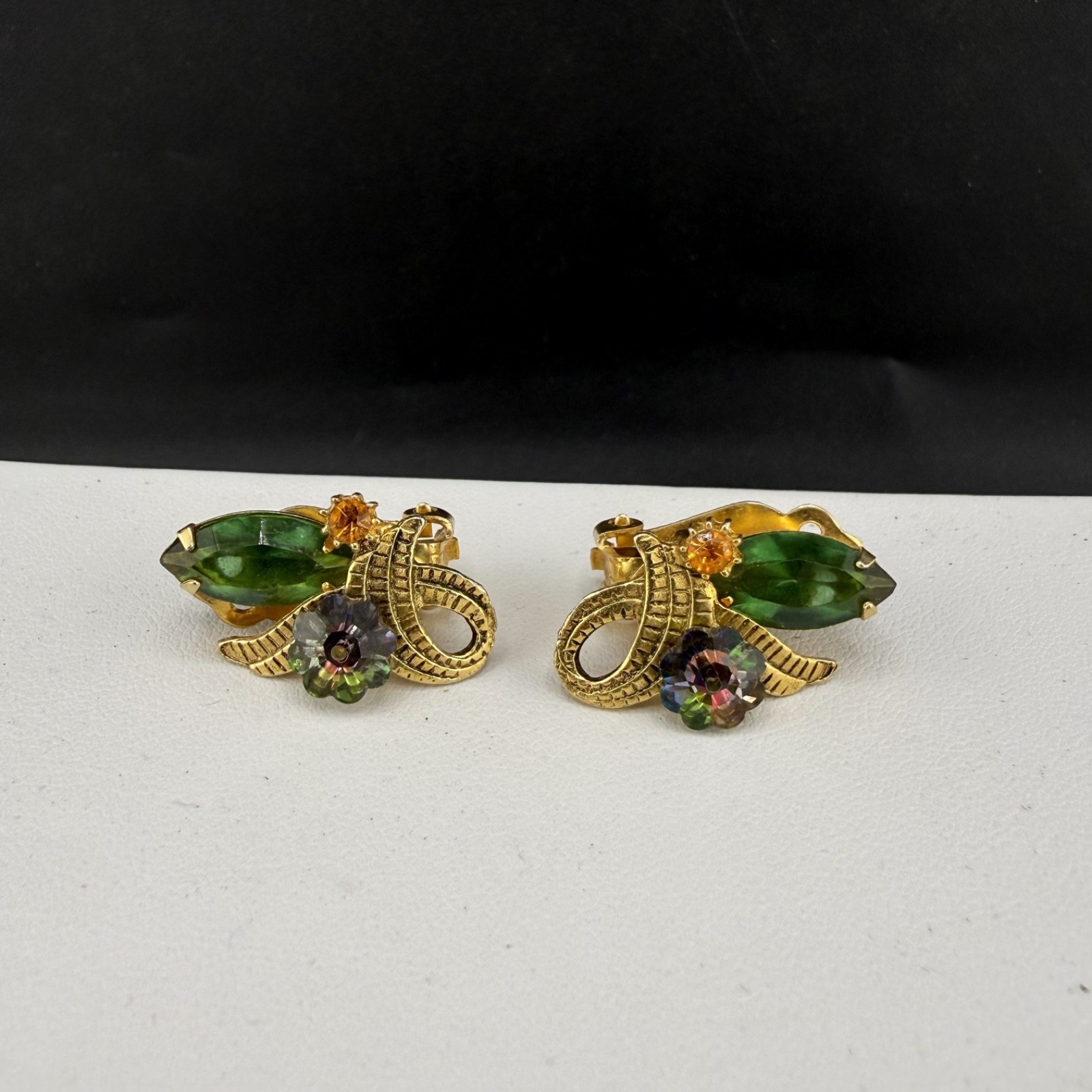 Vintage Juliana Rhinestone Clip On Earrings Gold Tone Flower Watermelon