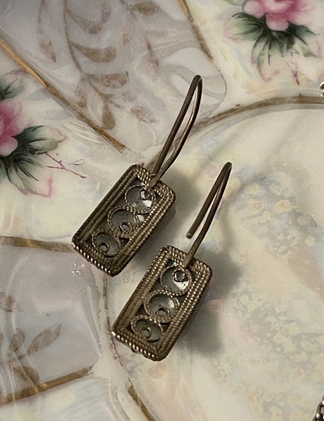 Vintage Russian Finfit Hand Painted Enamel Pillbox Locket & Earring Set