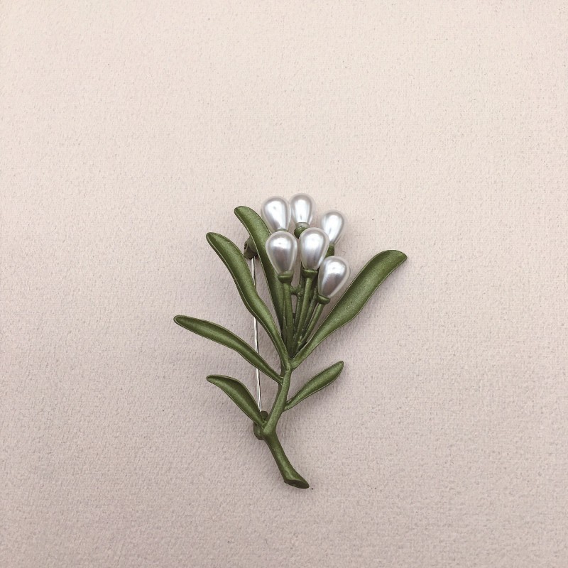Vintage Green Color Plant Pearls Brooch Pin Flower Brooch For Women Jewelry Gift