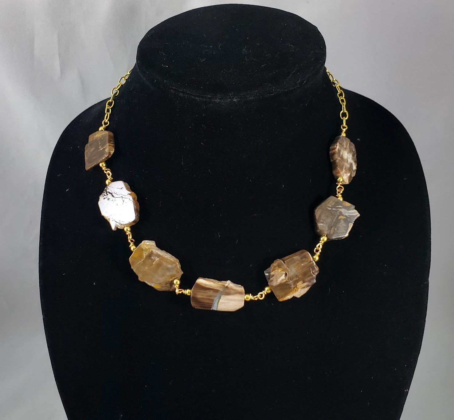 Polished Petrified Wood 7 Slices Gemstone Gold Tone Collar Necklace Vintage