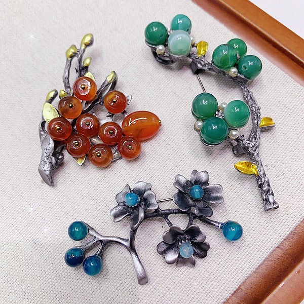 20PCS Elegant Aesthetic Mystic Brooch Random Mixed Natural Stone Jewelry Lot
