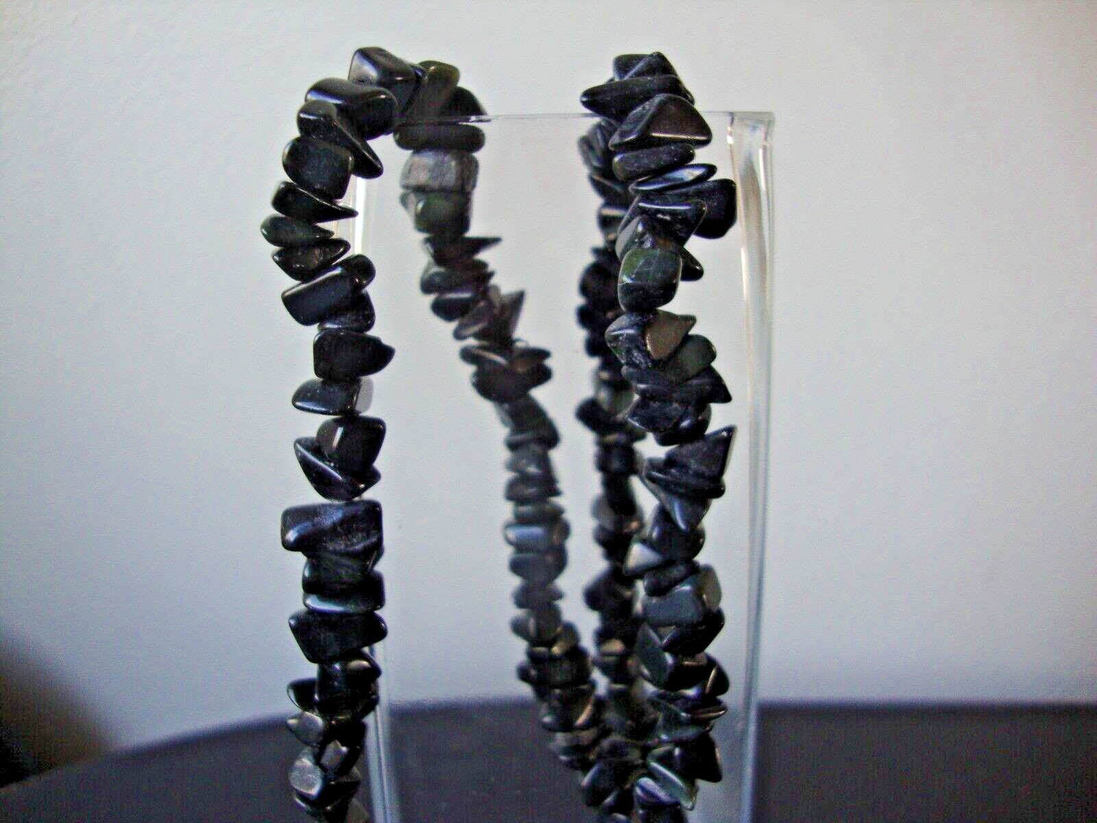 VINTAGE HONG KONG HANDMADE DARK GREEN NEPHRITE JADE CHIPS 35″ ENDLESS NECKLACE