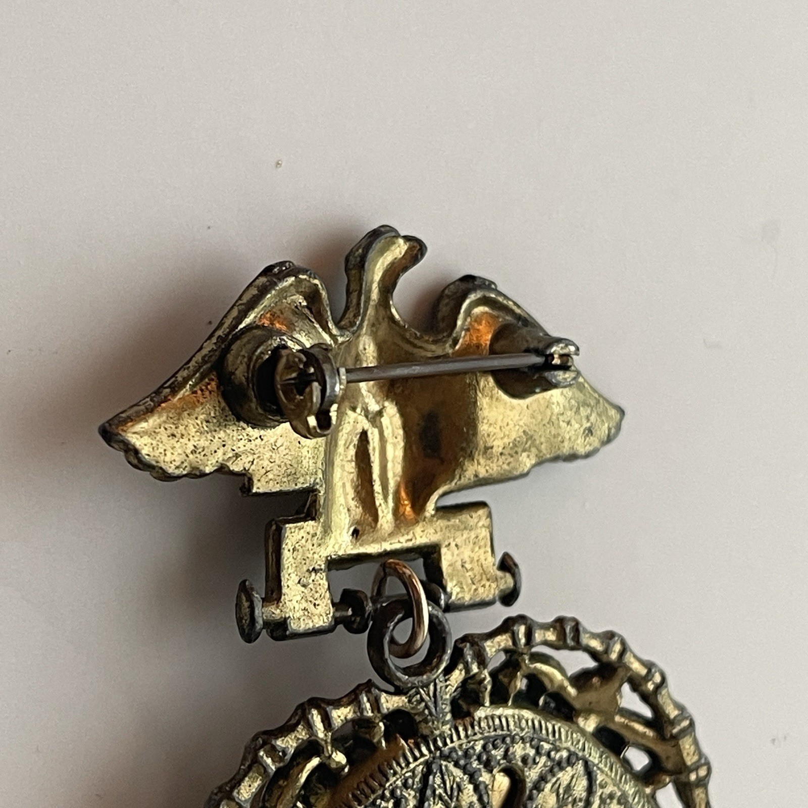 Locket Eagle Military Four Photo Brooch Pin Folding Military Themed Vintage