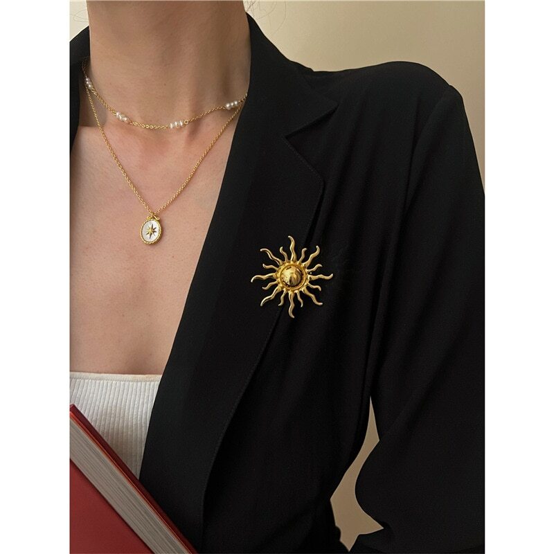 Vintage Enamel Flower Brooch Women Men Jewelry Gift Collar Decor Badge Corsage