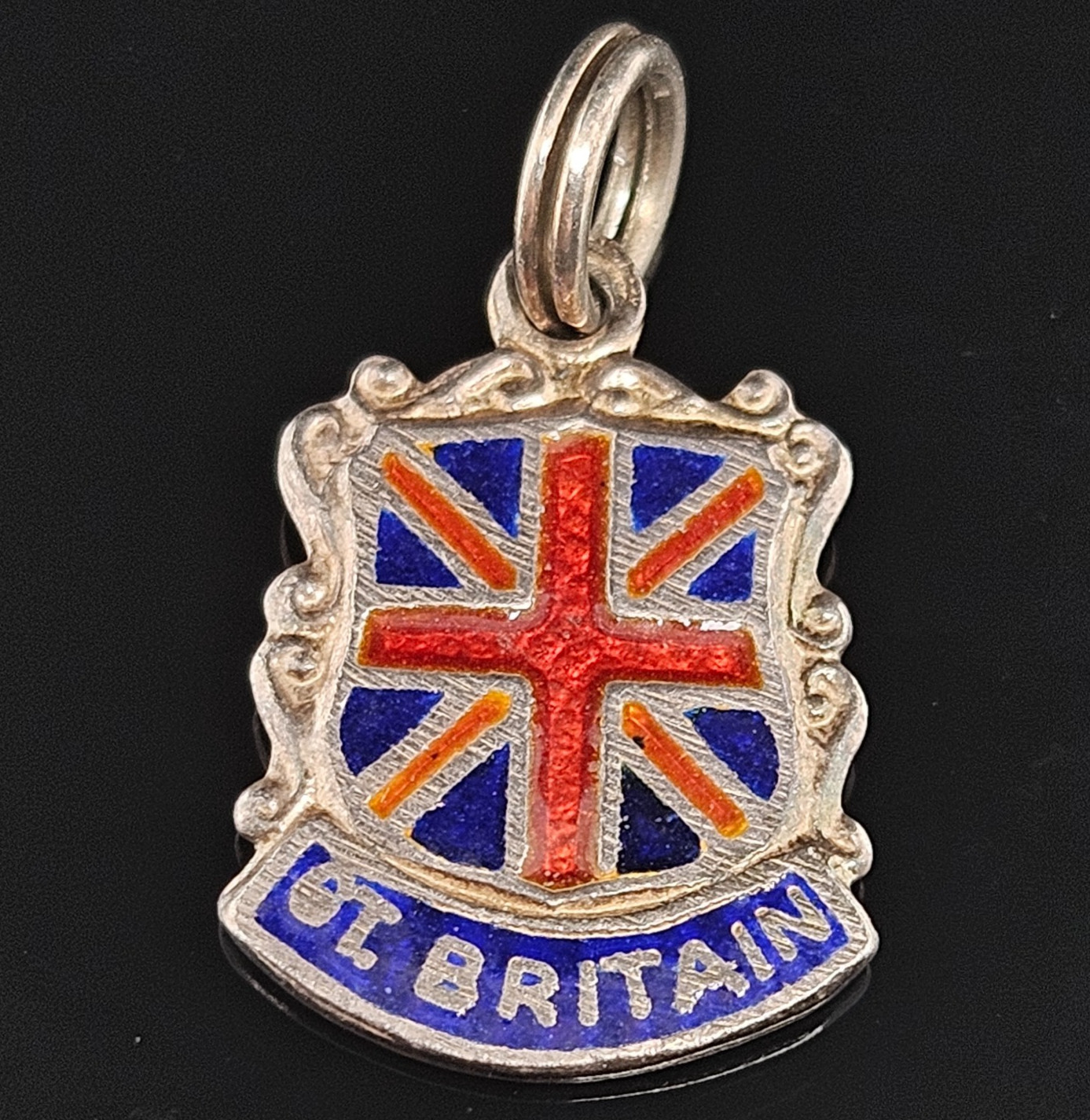 SILVER GREAT BRITAIN TRAVEL SHIELD Charm Pendant Souvenir Crest Enamel Vintage
