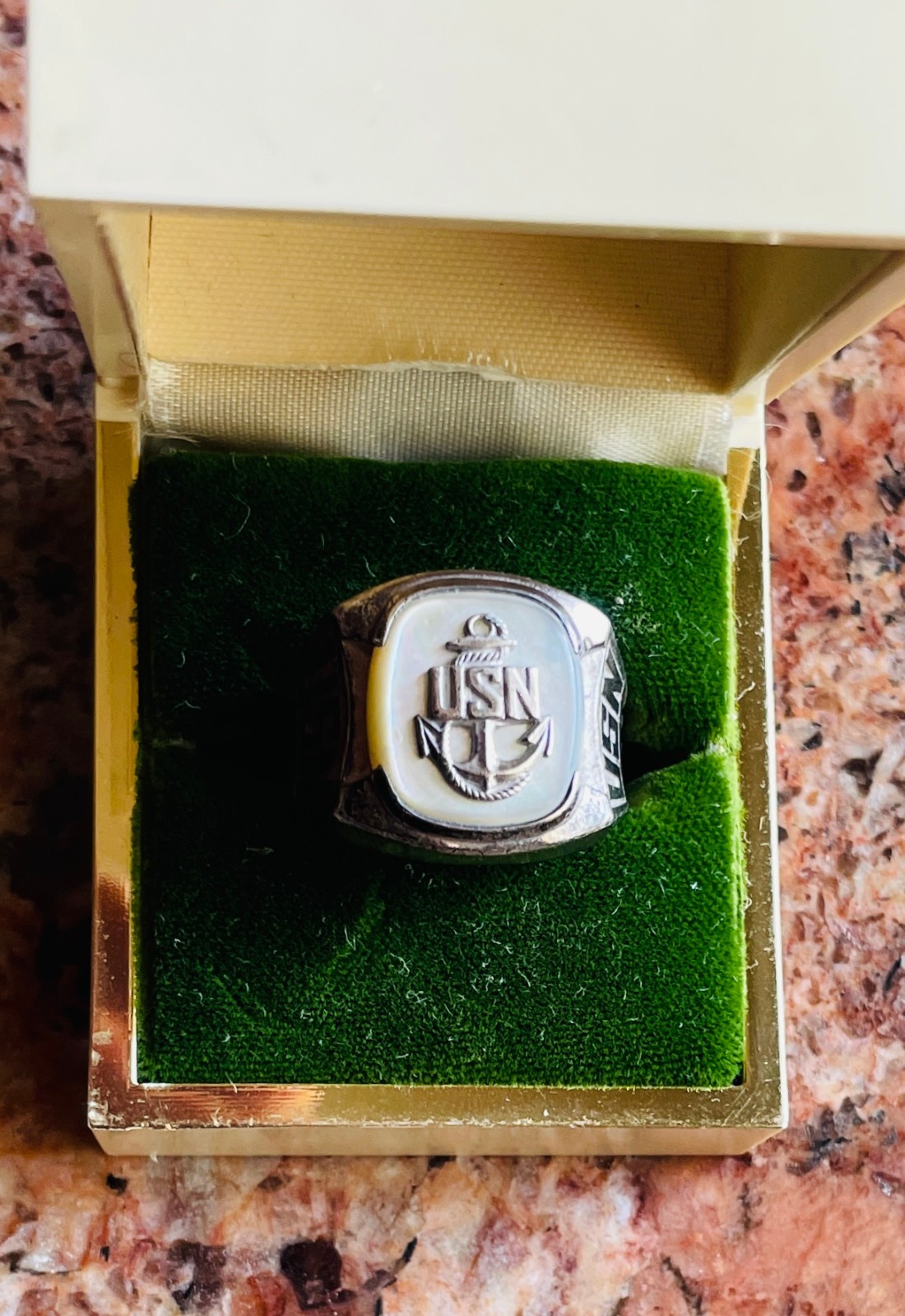 925 Sterling Silver US Navy appears Mother Of Pearl Ring Sz 9 probably from WWII