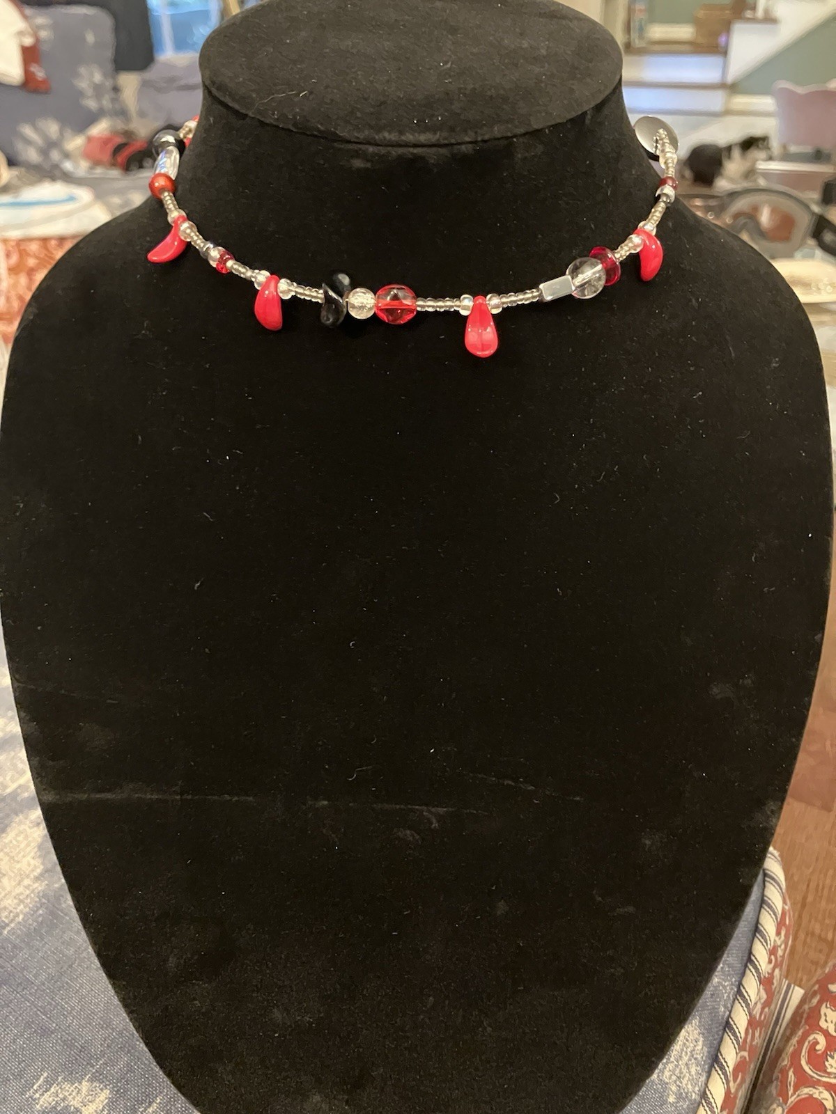 Flexible Wire Choker Necklace Red White Black 90s Vintage