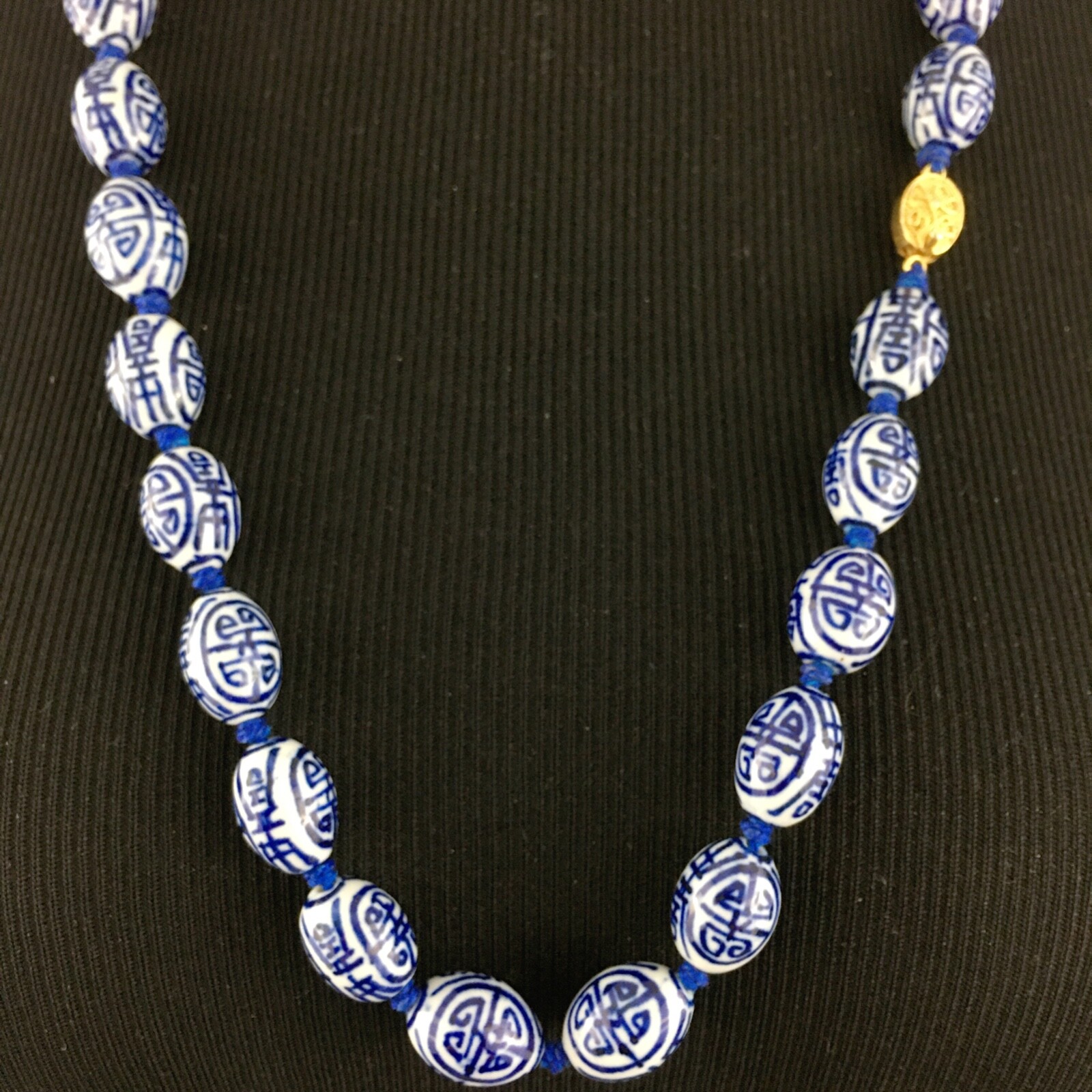 CHINESE porcelain necklace – blue & white barrel beads shou symbol 29″ knotted