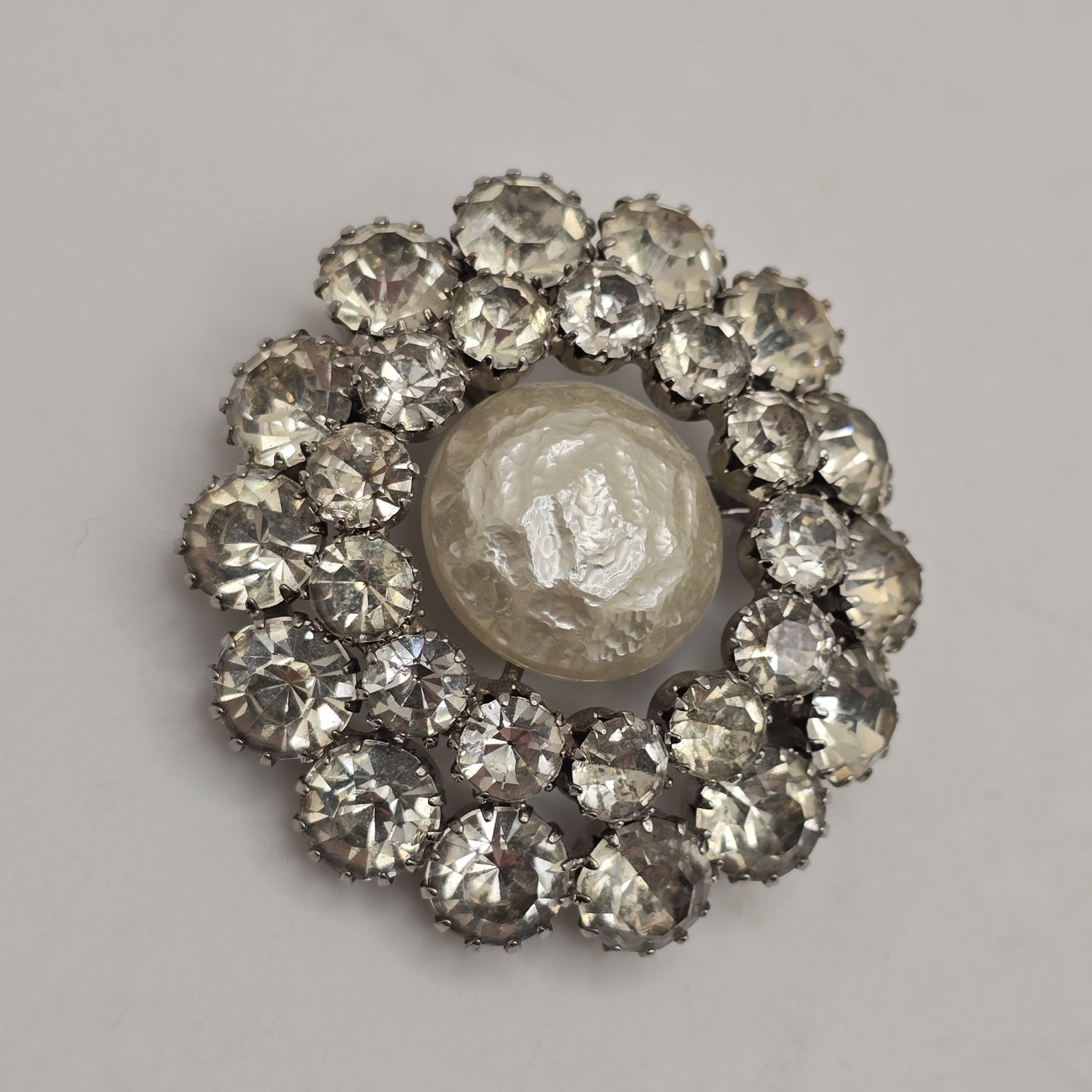 Vtg Rhinestone Large Faux Pearl Brooch Silver Tone Circular Pin Prong Set Stones