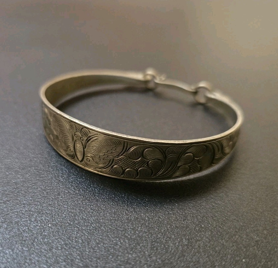 Vintage Chinese Miao Mid-Century Hook Bracelet