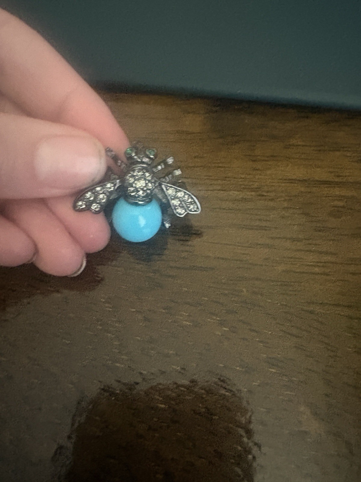 Joan Rivers Vintage Interchangeable Bee Brooch With 9 Colored Bottoms