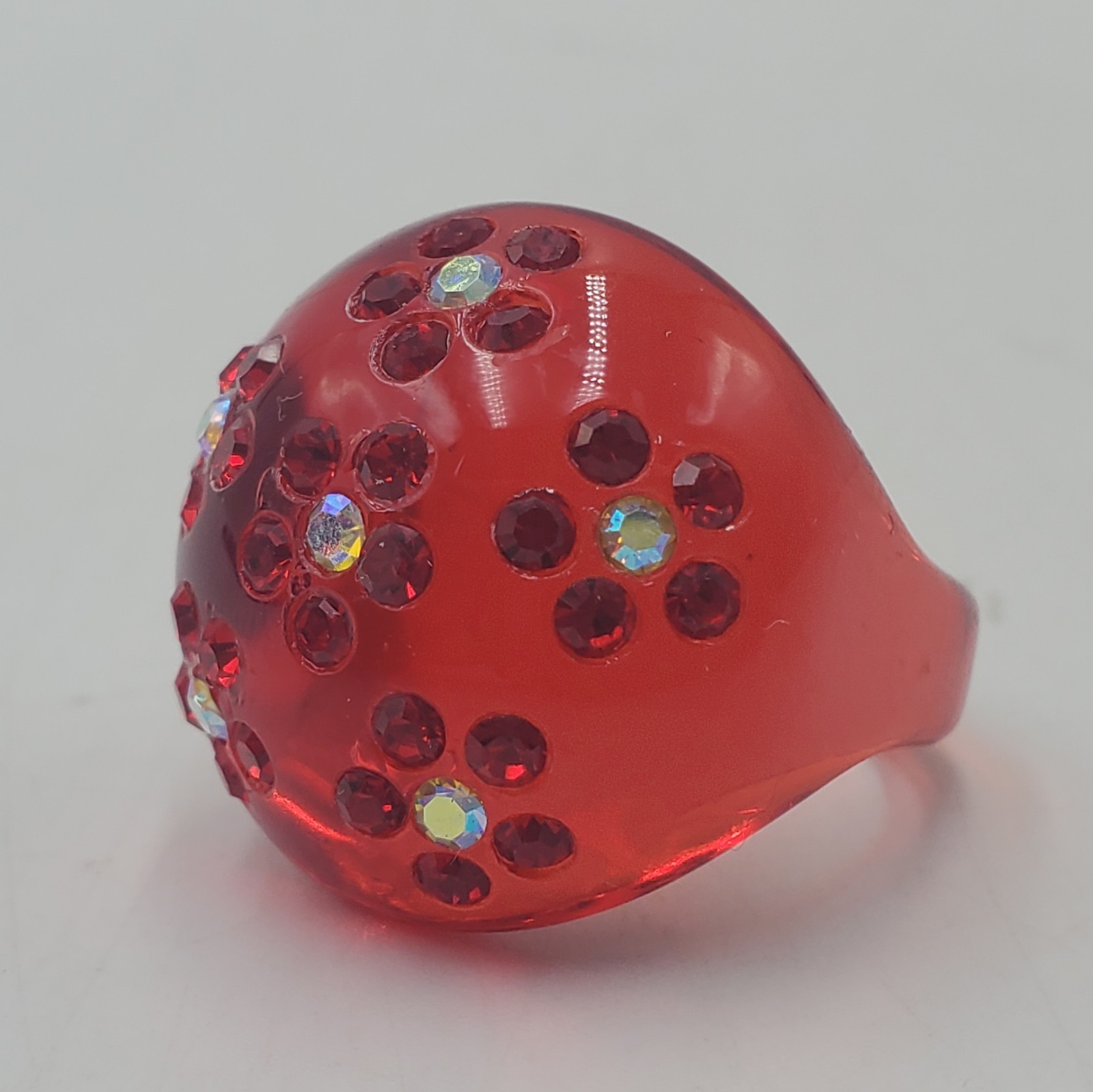 Vintage Lucite Rhinestone Flowers Ring 8 NEW Domed Red Boho Hippie Mod Retro