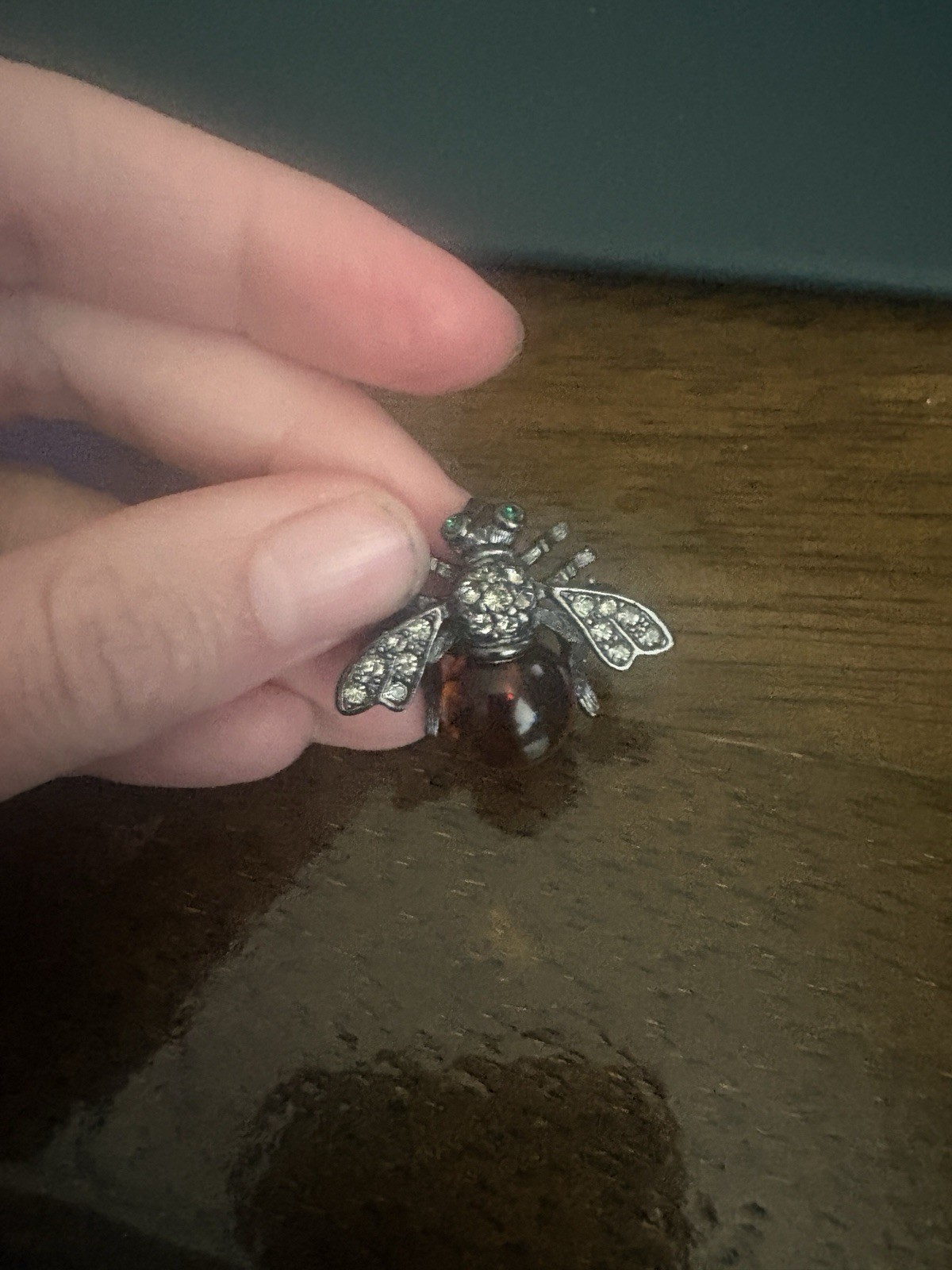 Joan Rivers Vintage Interchangeable Bee Brooch With 9 Colored Bottoms