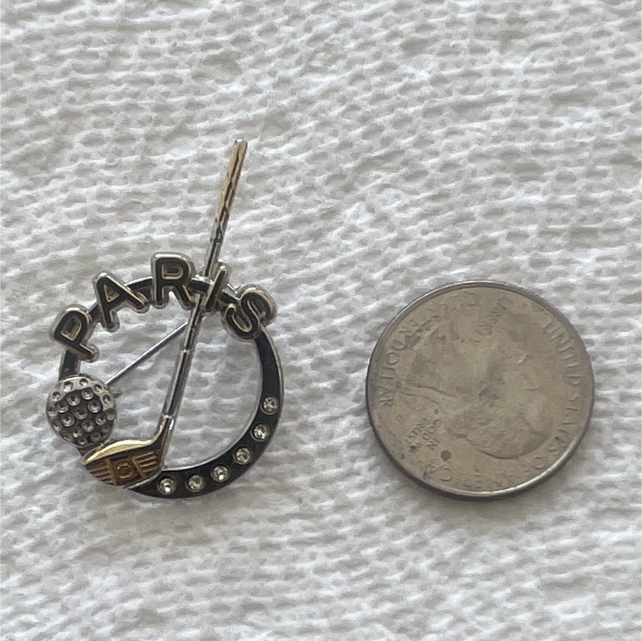 Paris Silver Tone Tennis Racquet Themed Brooch Pin Unisex Fashion No Stone
