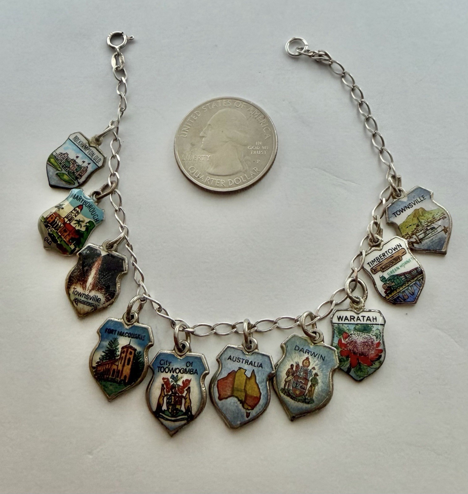 Vintage 10 Australia Tourist Historical Sites Shield Charms 925 Bracelet 7 3/4”