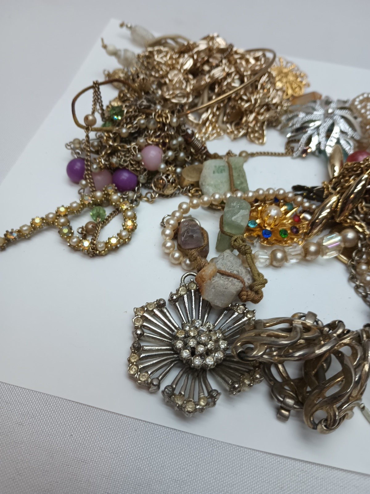 1 Lb REDESIGN/CRAFT FASHION/COSTUME JEWELRY LOT