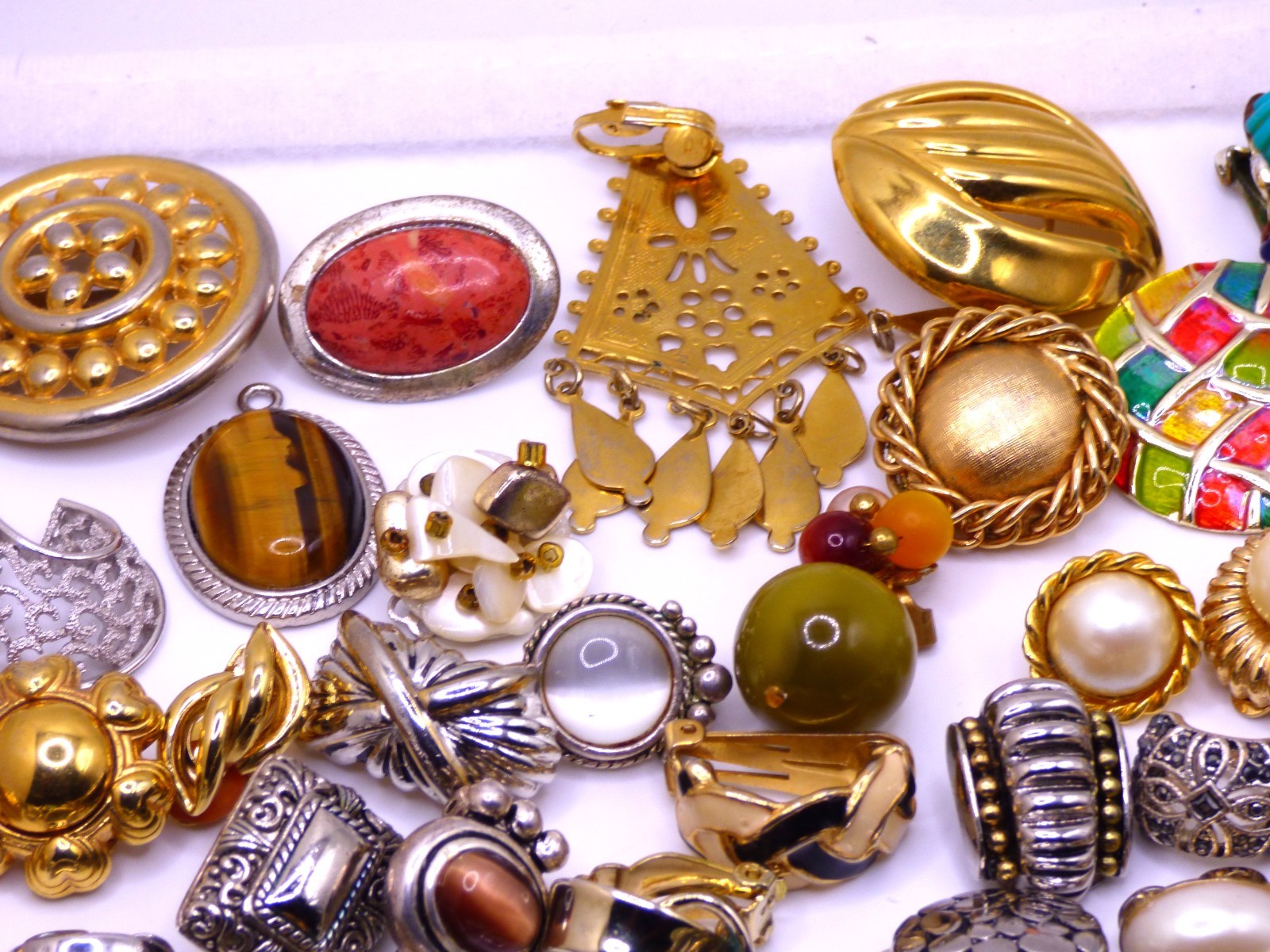 🌷 Vintage Lot of Over 85 Single 1.7 lb Lots of Signed~CINER + Clip On Earrings