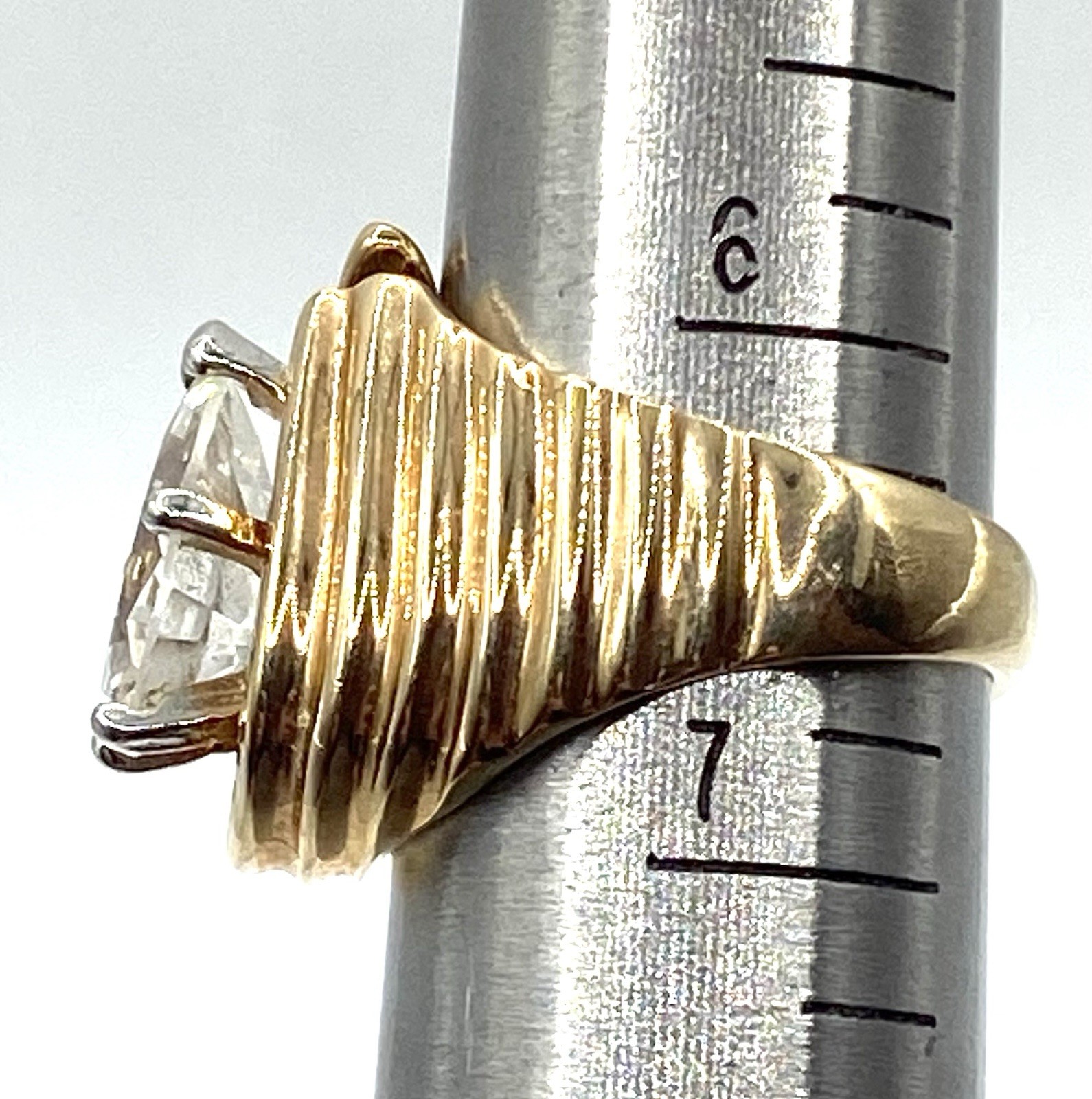 Vintage 18K Gold plated CZ Pear Brilliant Ladies Cocktail Ring Size 6.5