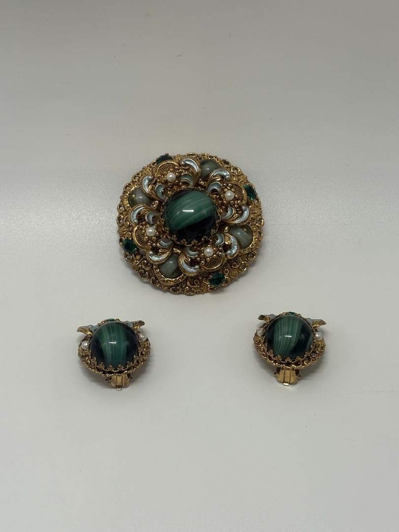 W. Germany Gold/Green Vintage 1950s Layered Filigree Brooch & Earrings Parure Se