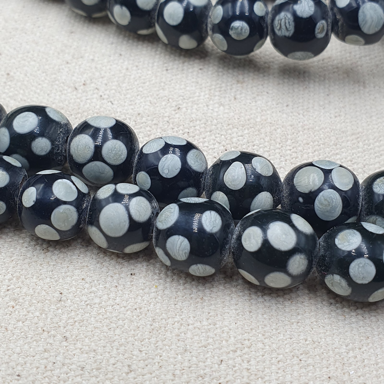 Authentic Vintage African Glass Beads Necklace Skunk Bead Design