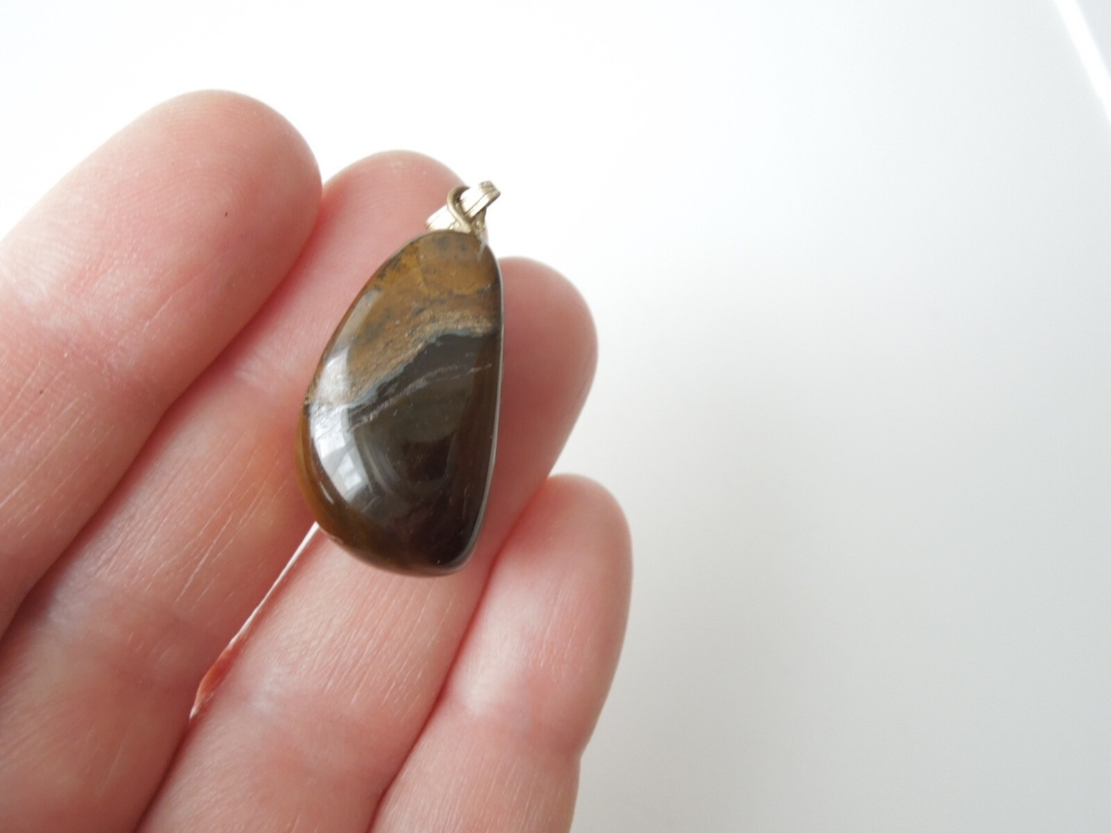 Hawk Eye Pendant? 7.2 G/3.5 X 1.5 Cm