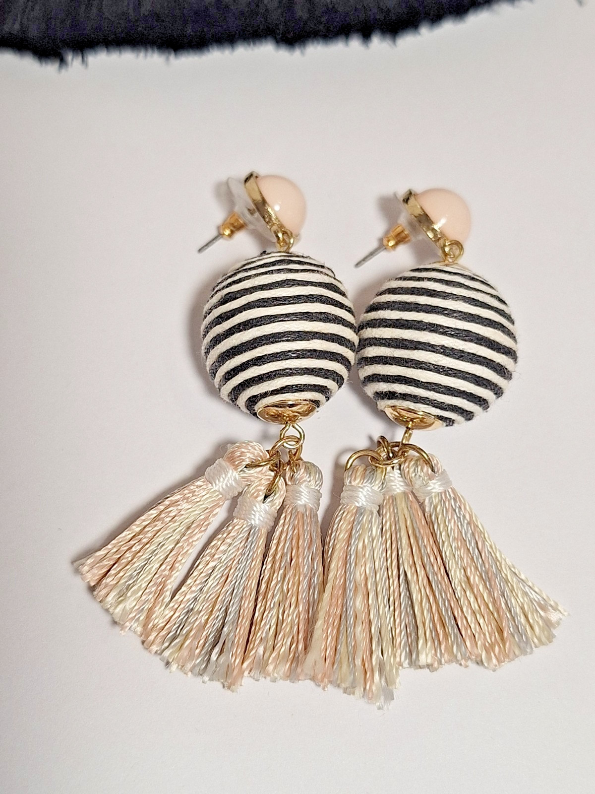 Lot of 5 Pairs Vintage Unbranded & 2 Branded Tassel Fashion Pierced Earrings