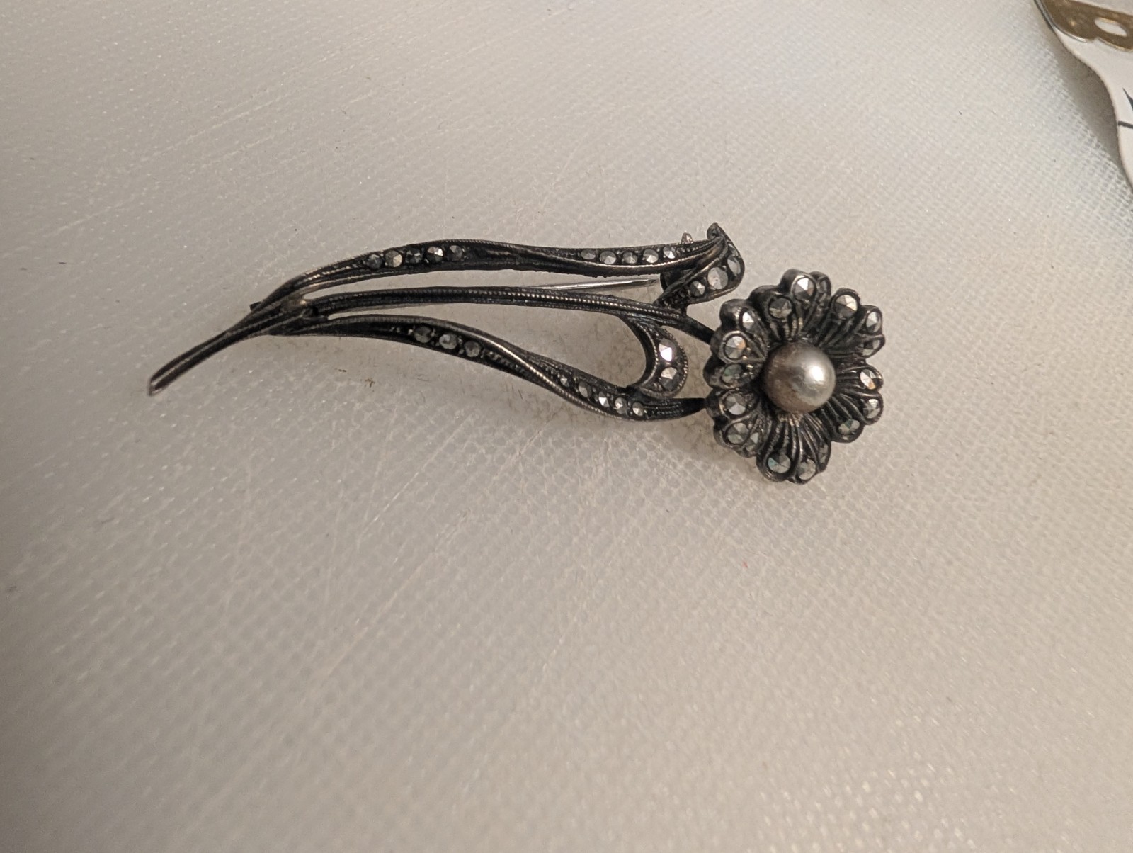 Vintage 835 Silver Marcasite Pearl Flower Brooch Pin Art Deco Floral Spray 6.47g