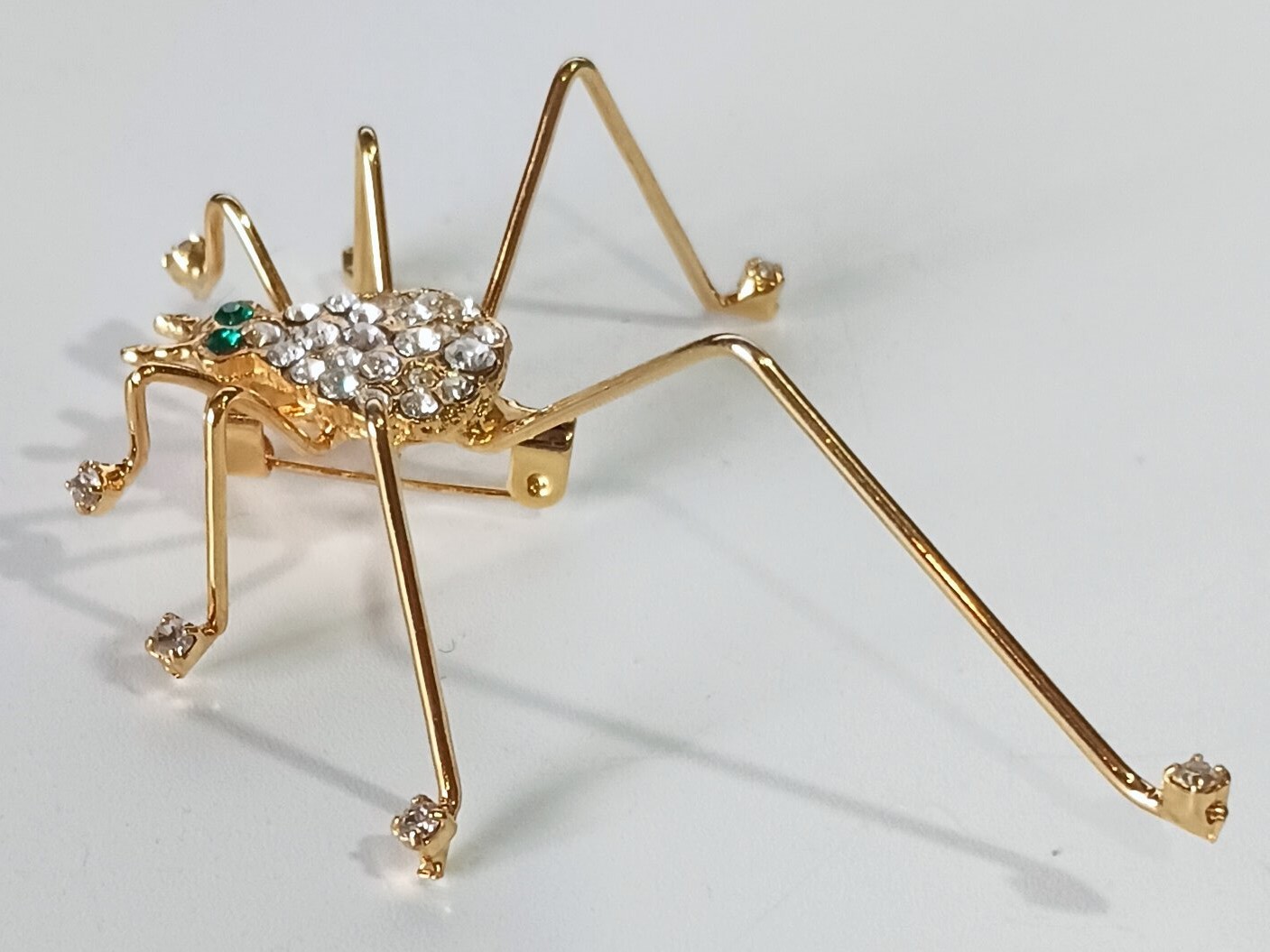 Vintage Bright Gold-tone Green & Pave White Rhinestone 3D Spider Brooch 2.25″