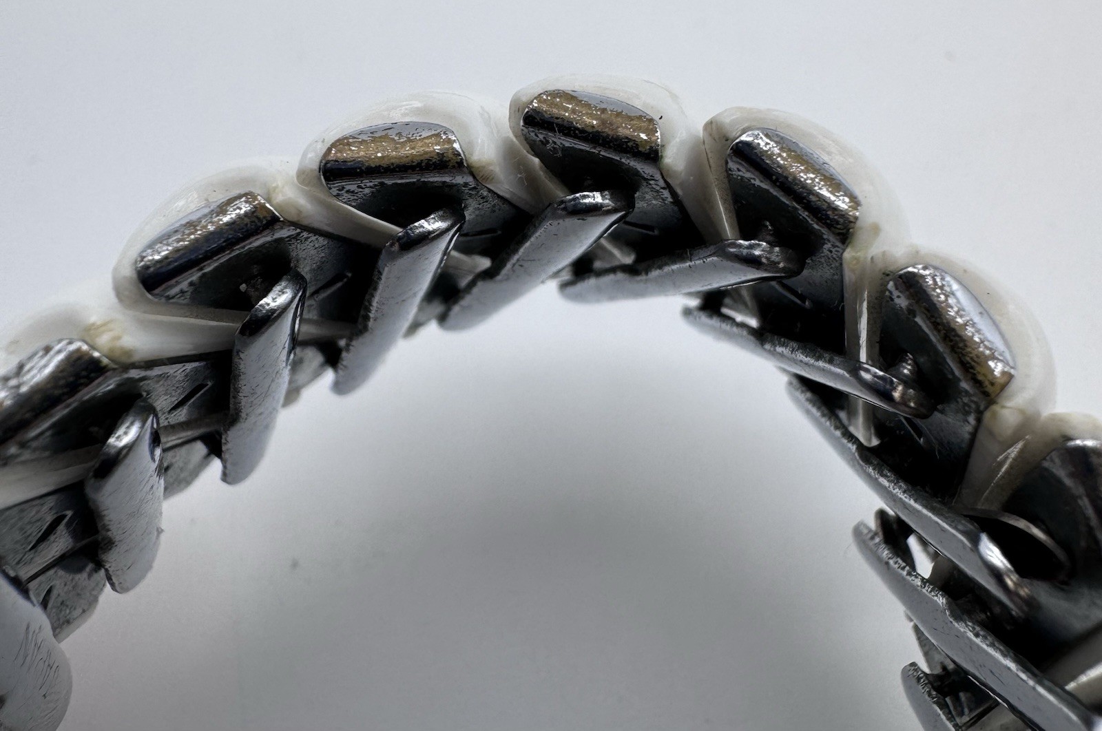 Vtg Bracelets Expandable Stretch Lucite Japan Hong Kong Silver White 3 Set