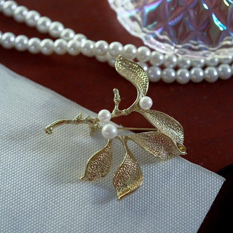 Vintage Women Rhinestone Baroque Brooch Accessories Retro Pearl Pins Party Gift