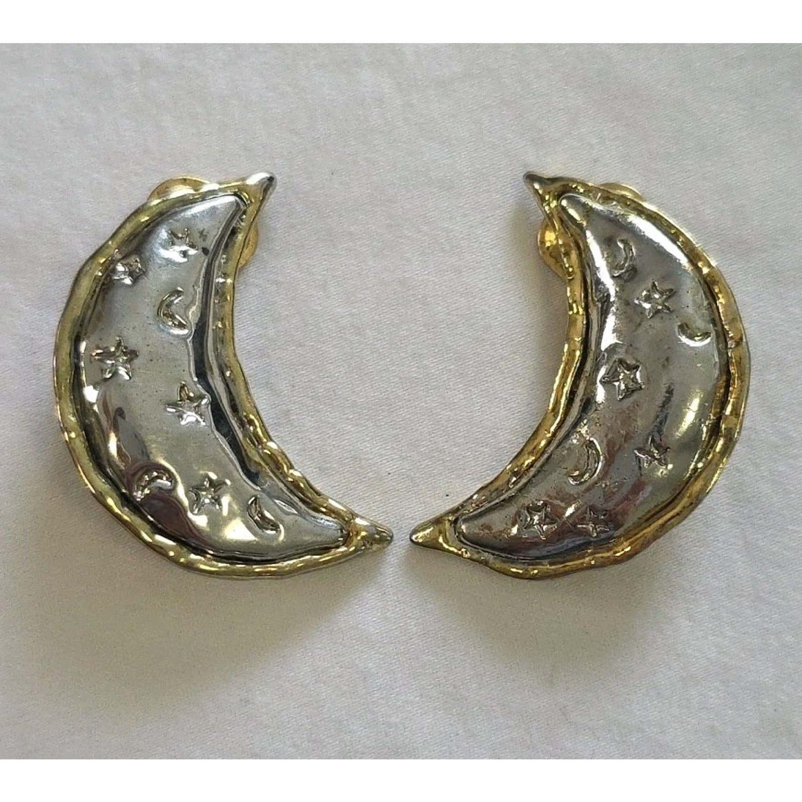 Vintage Unsigned JJ Jonette Jewelry Moon & Stars Clip On Earrings Mixed Metals