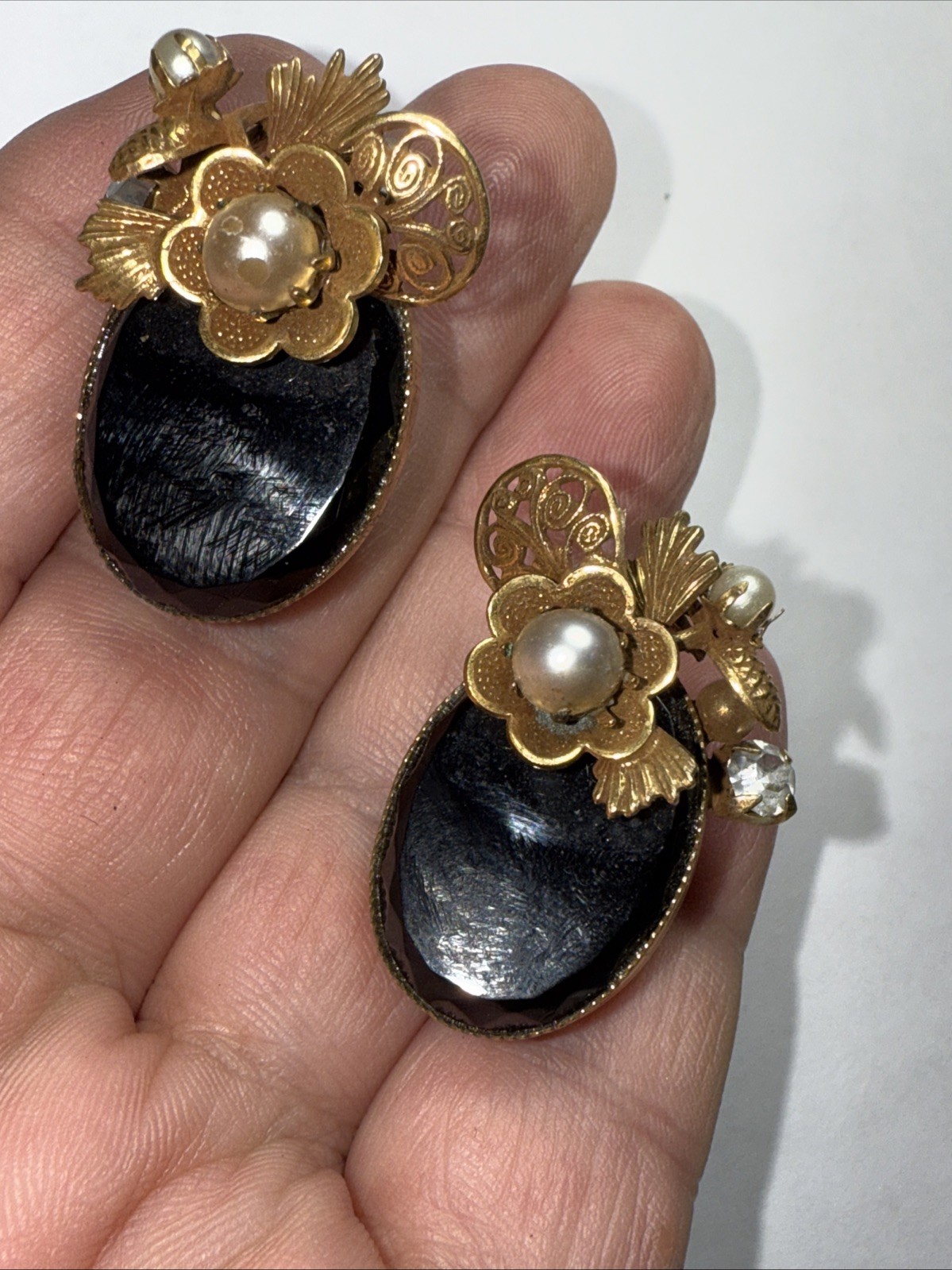 Brooch Pendant Earrings Set Victorian Antique 100 Years Old Read Description